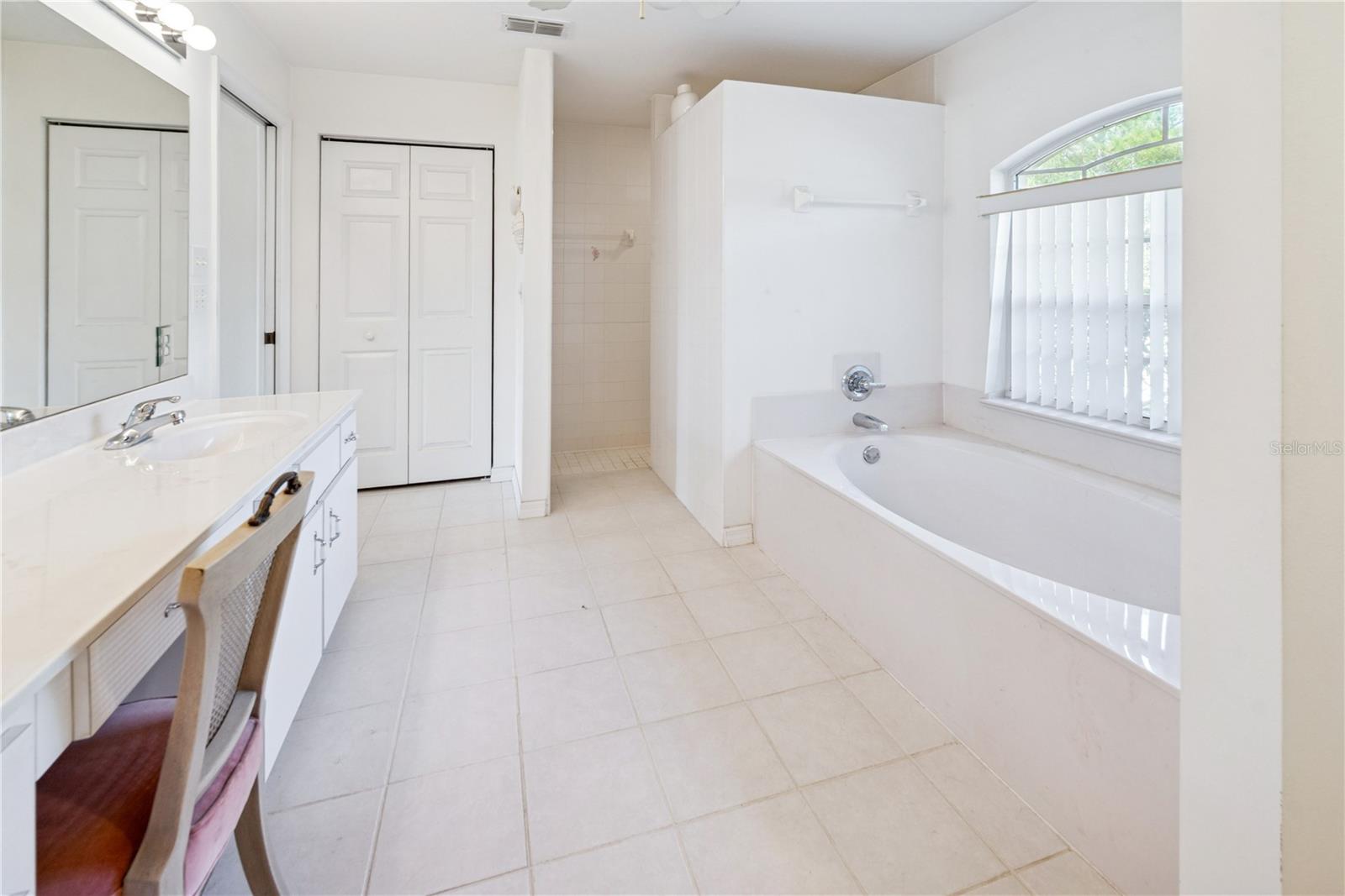 WILLISTON HYLNDS GOLF & C CLUB ESTATE - Residential