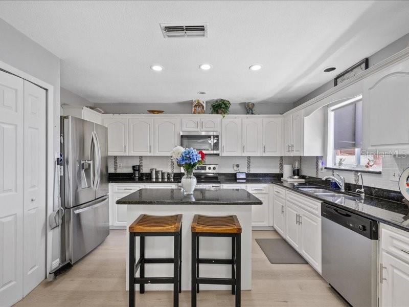 BAYPORT WEST PH I - Residential