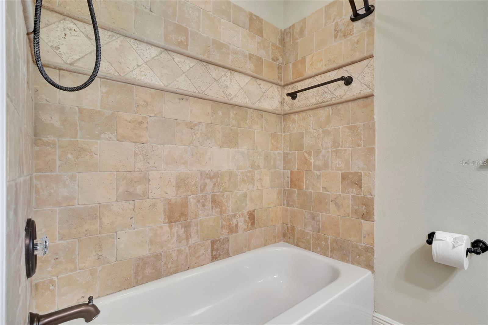 ANNIE L BERRY SUB - Residential Lease
