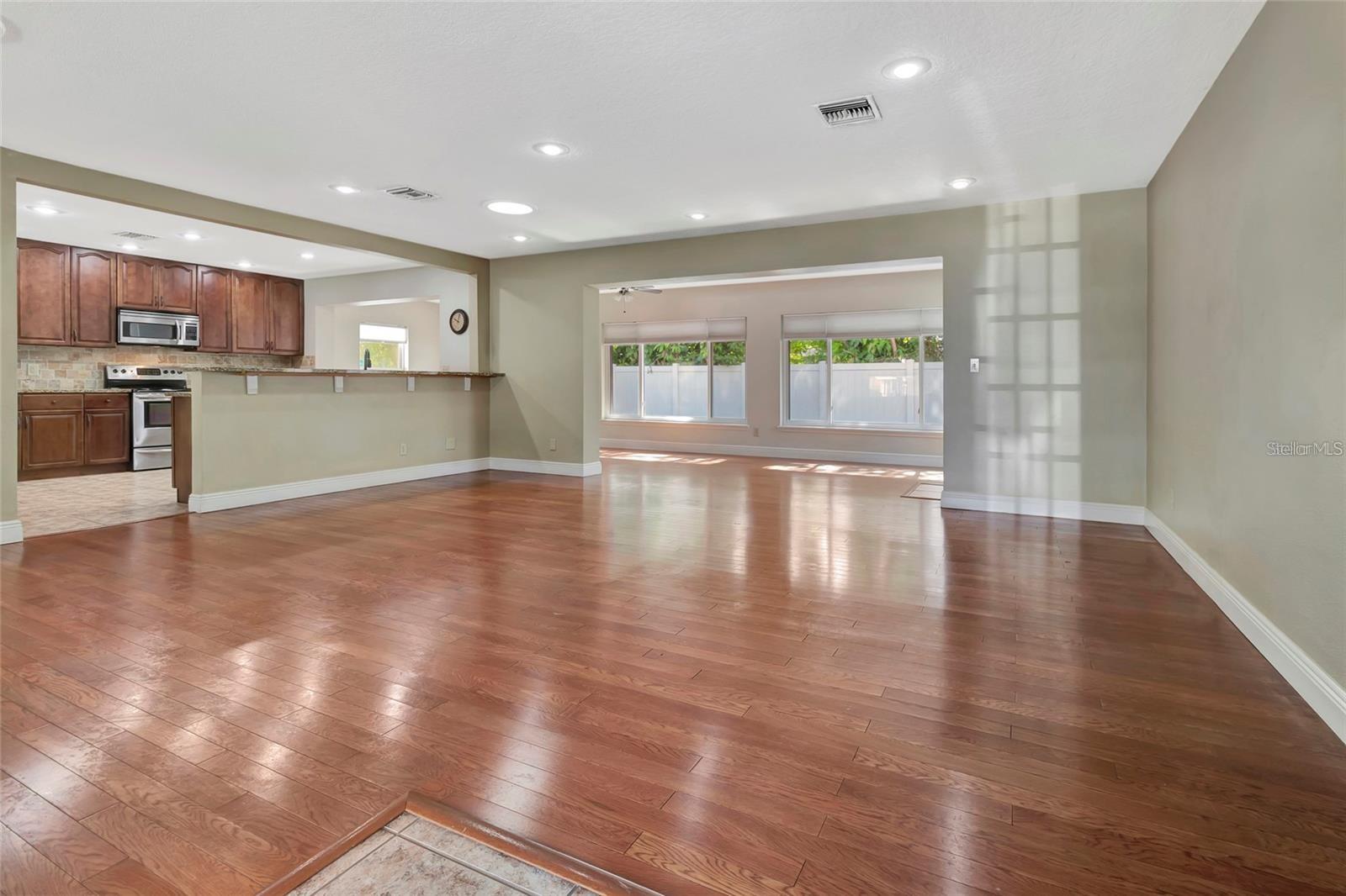 ANNIE L BERRY SUB - Residential Lease