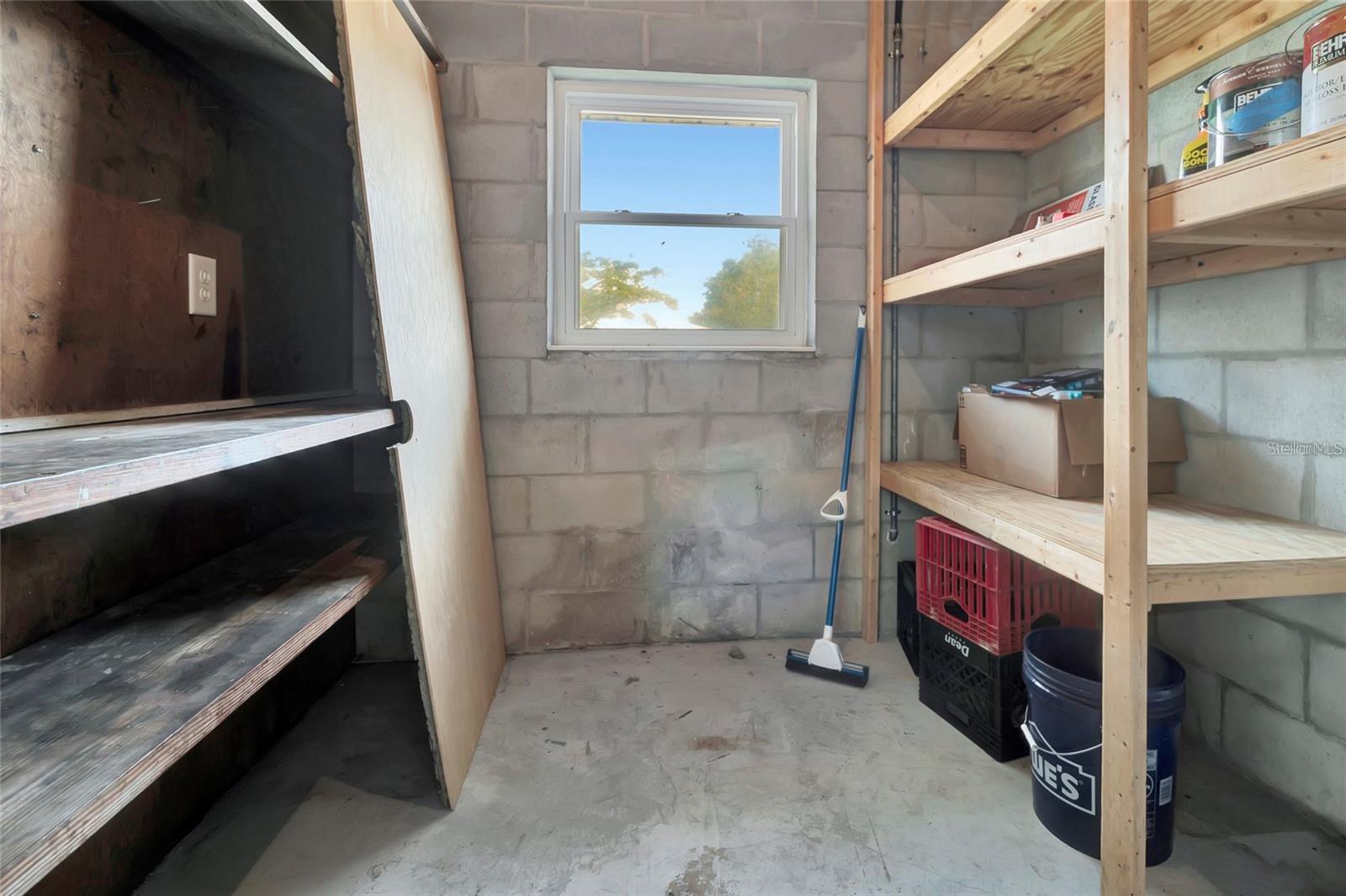 ANNIE L BERRY SUB - Residential Lease