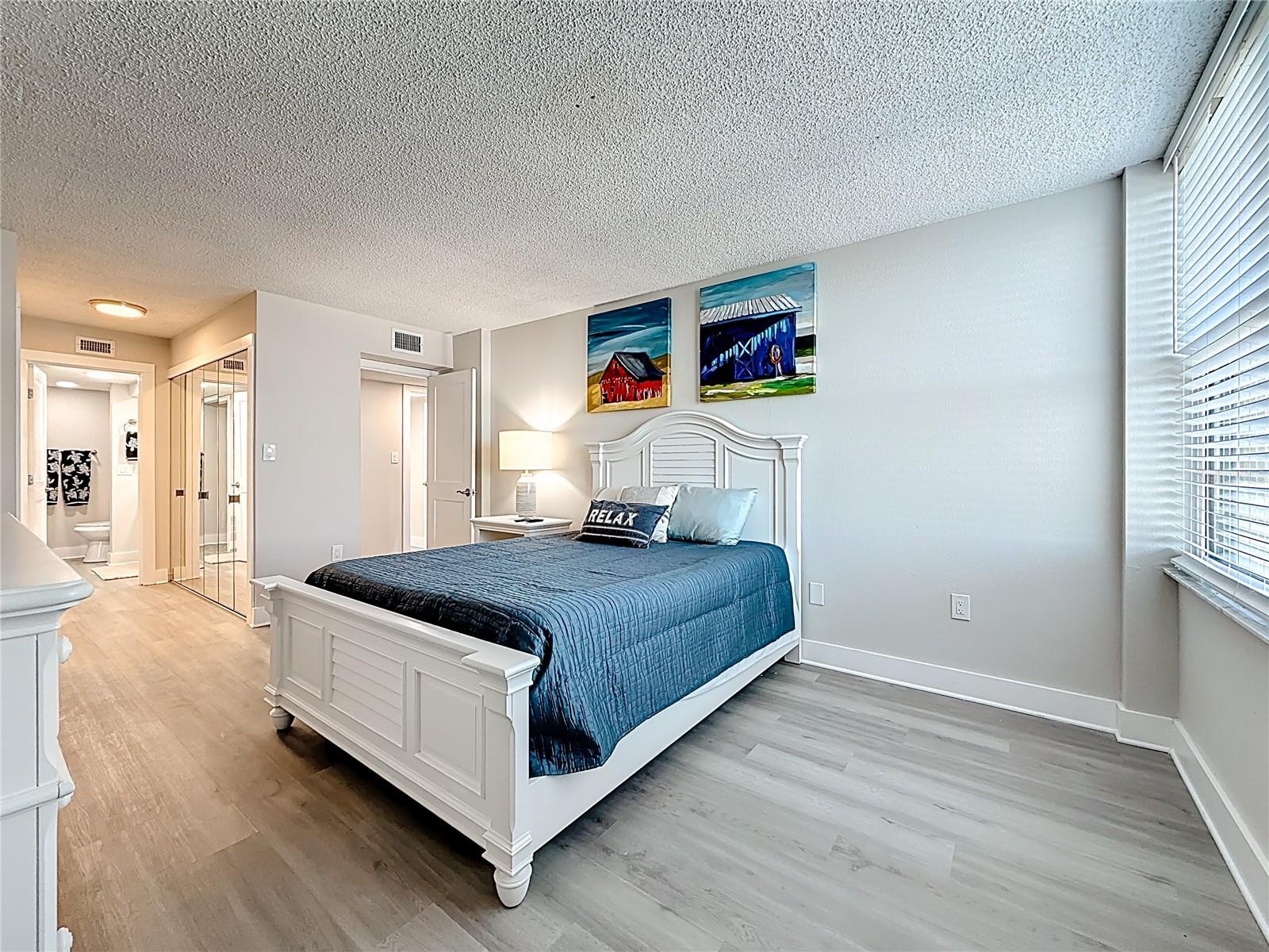 STARBOARD TOWER - Residential Lease