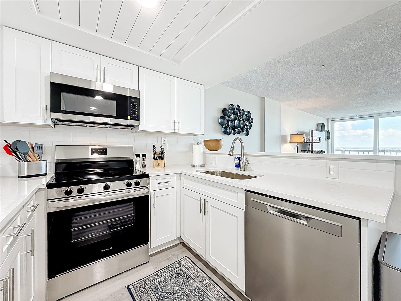 STARBOARD TOWER - Residential Lease