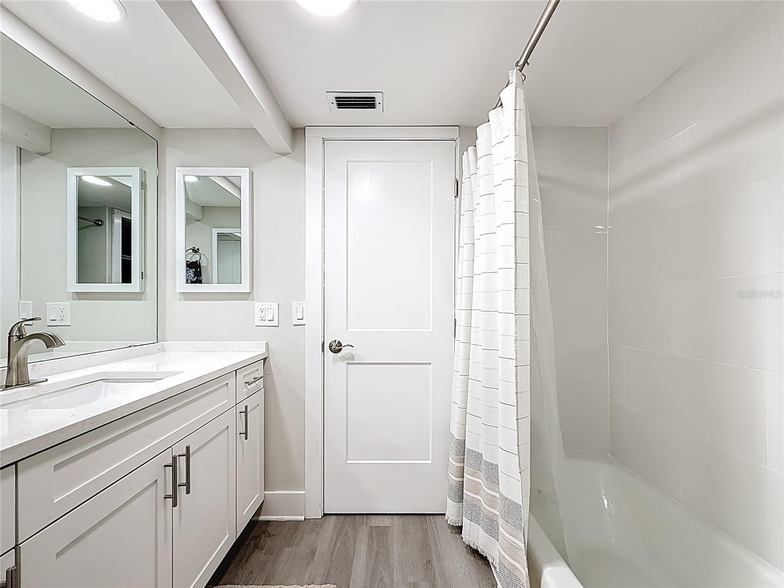 STARBOARD TOWER - Residential Lease