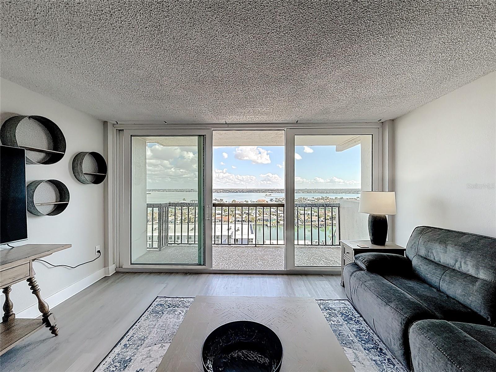 STARBOARD TOWER - Residential Lease