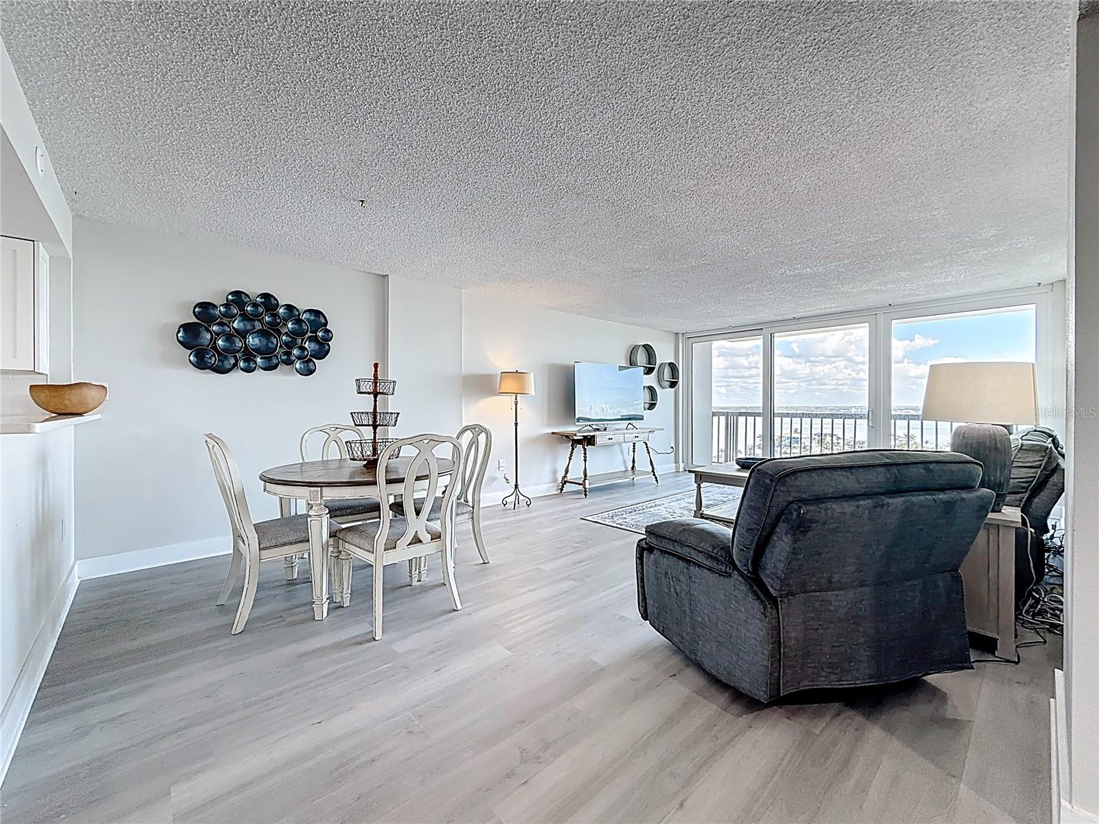 STARBOARD TOWER - Residential Lease