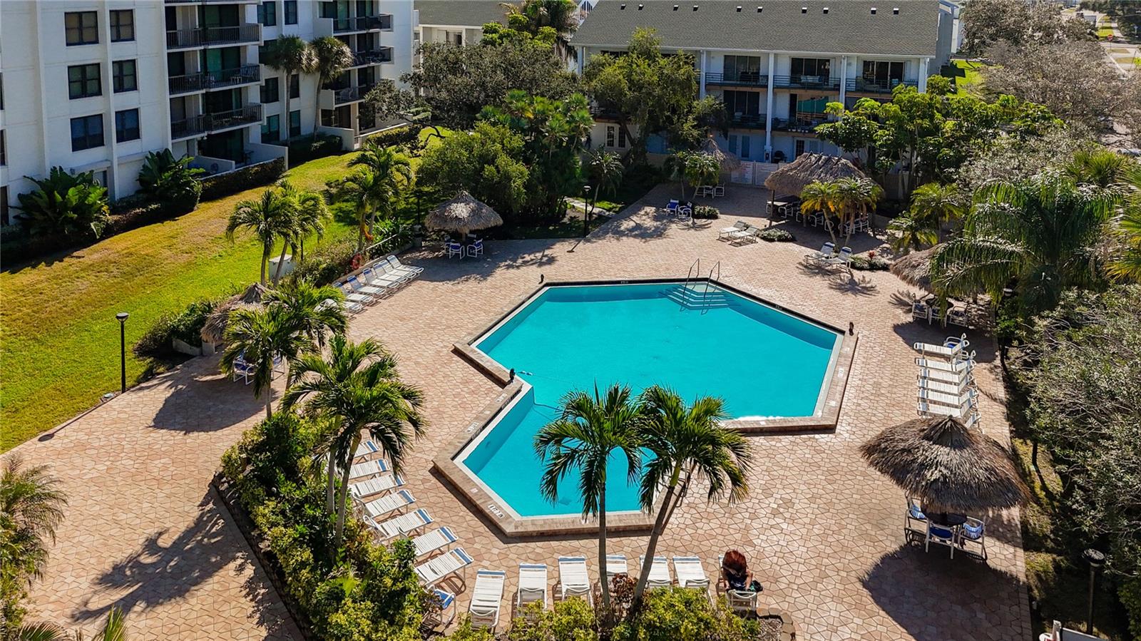 STARBOARD TOWER - Residential Lease