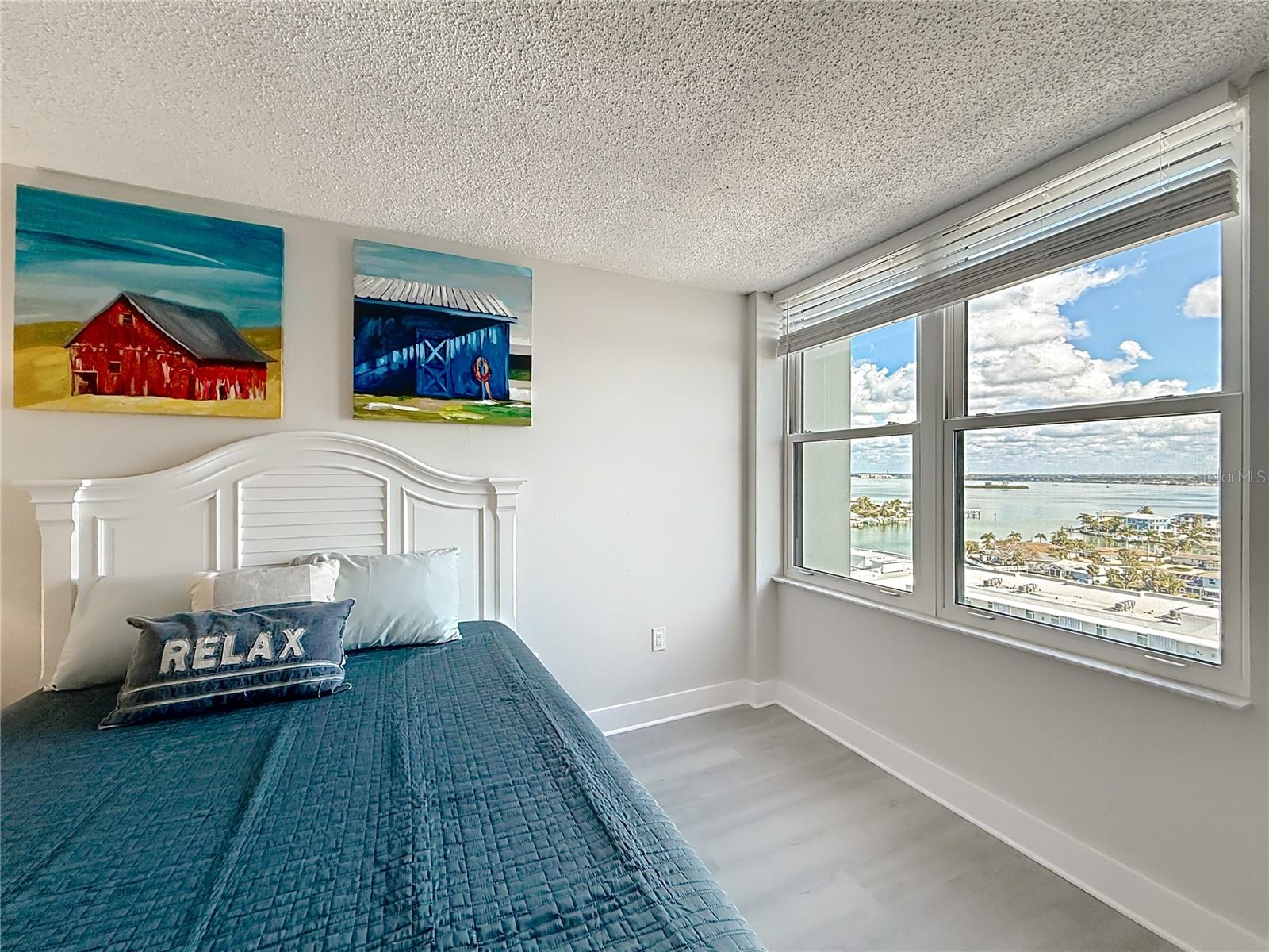 STARBOARD TOWER - Residential Lease