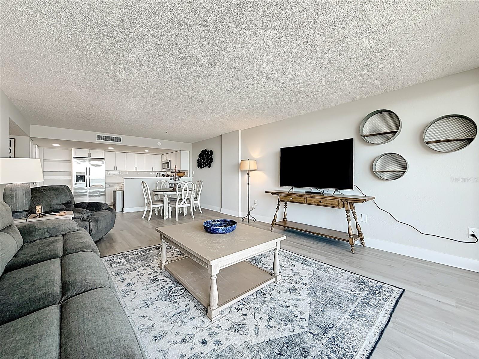 STARBOARD TOWER - Residential Lease