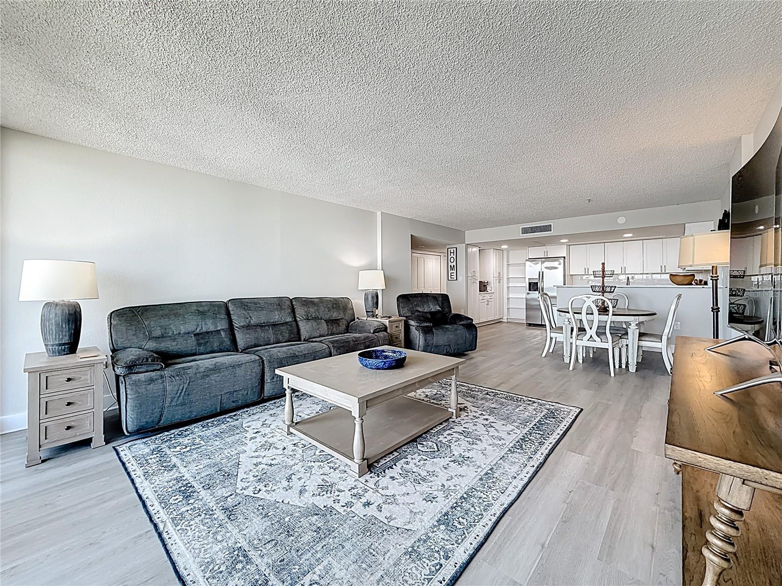 STARBOARD TOWER - Residential Lease