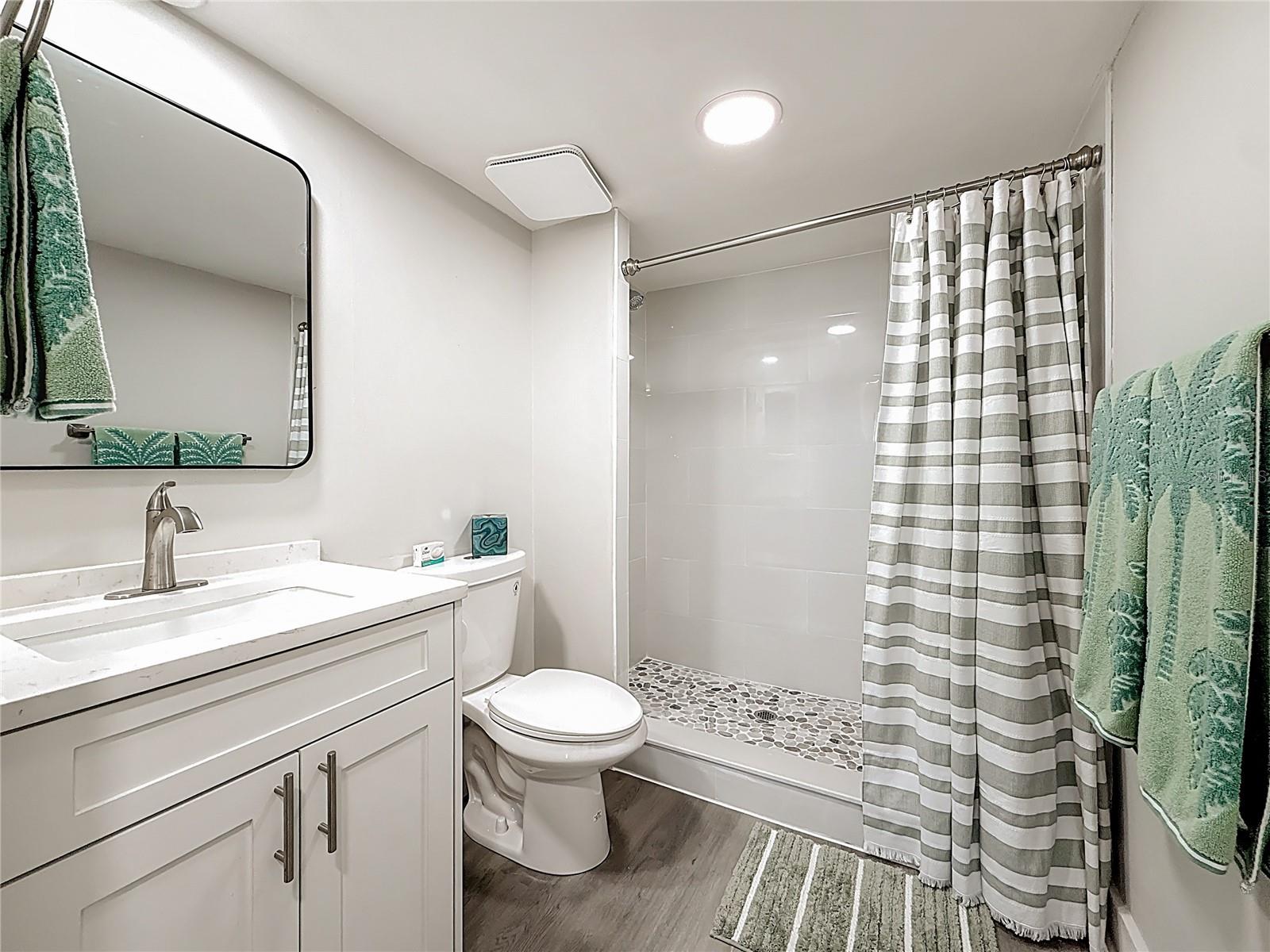 STARBOARD TOWER - Residential Lease