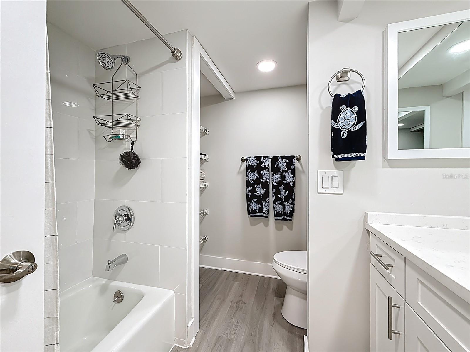STARBOARD TOWER - Residential Lease