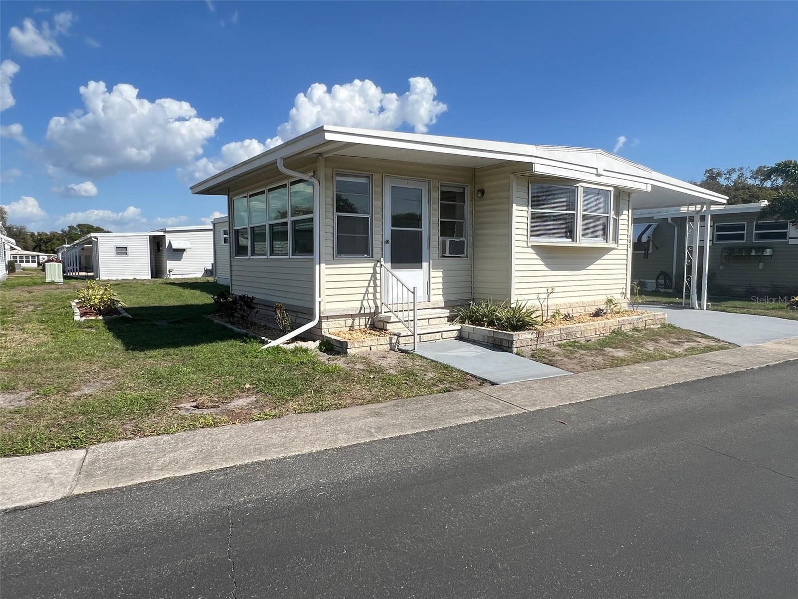 PALM HILL MOBILE HOME PARK UNREC - Residential