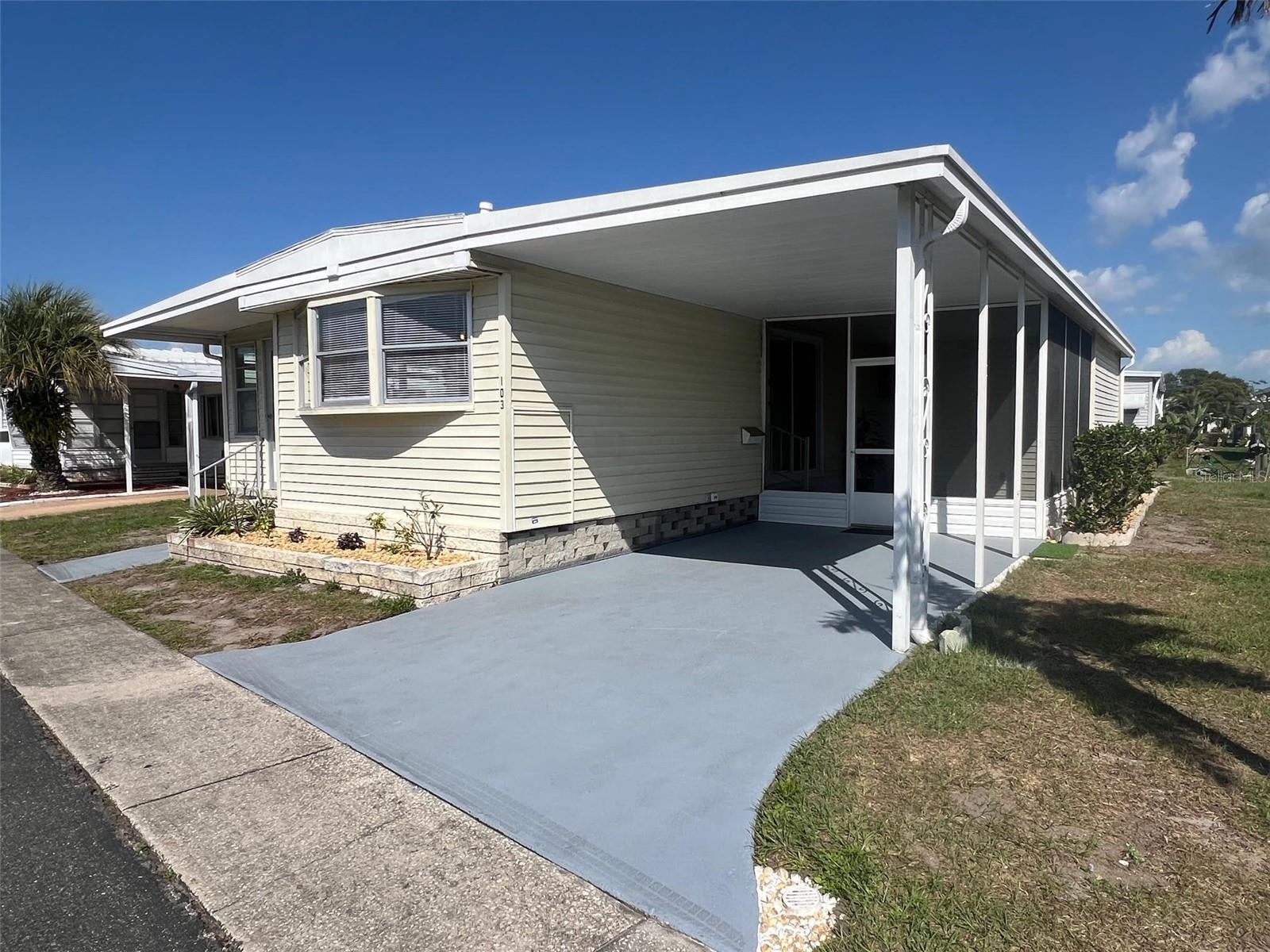 PALM HILL MOBILE HOME PARK UNREC - Residential
