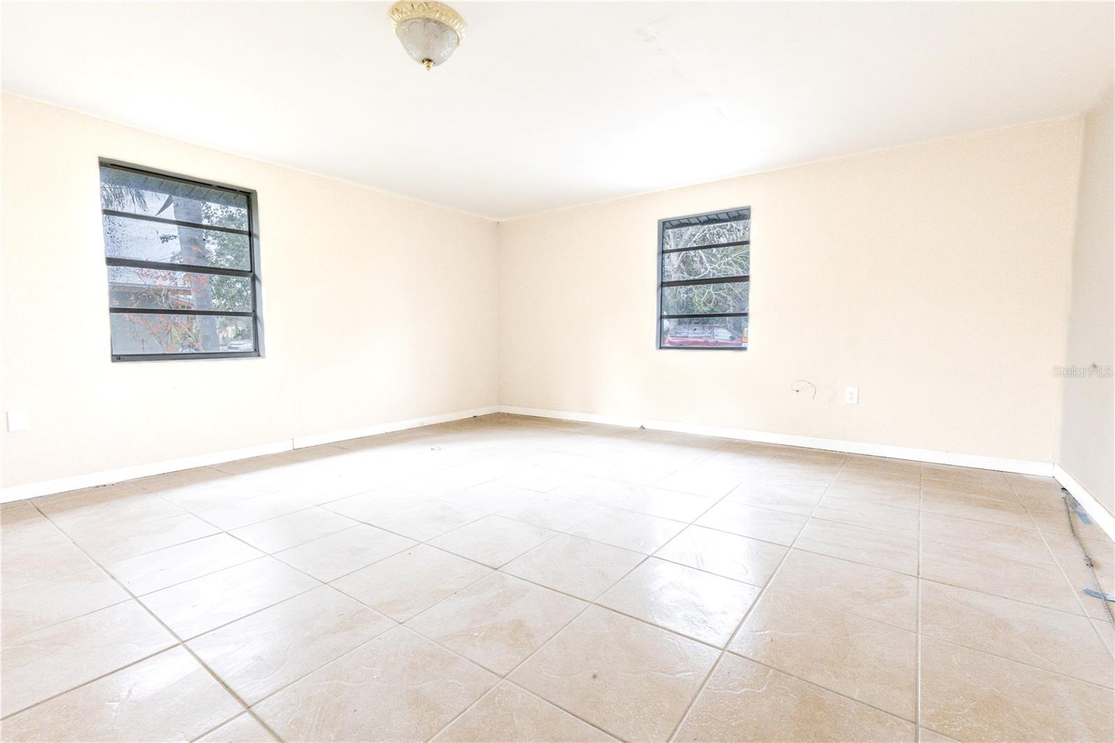 HARLEM HEIGHTS - Residential