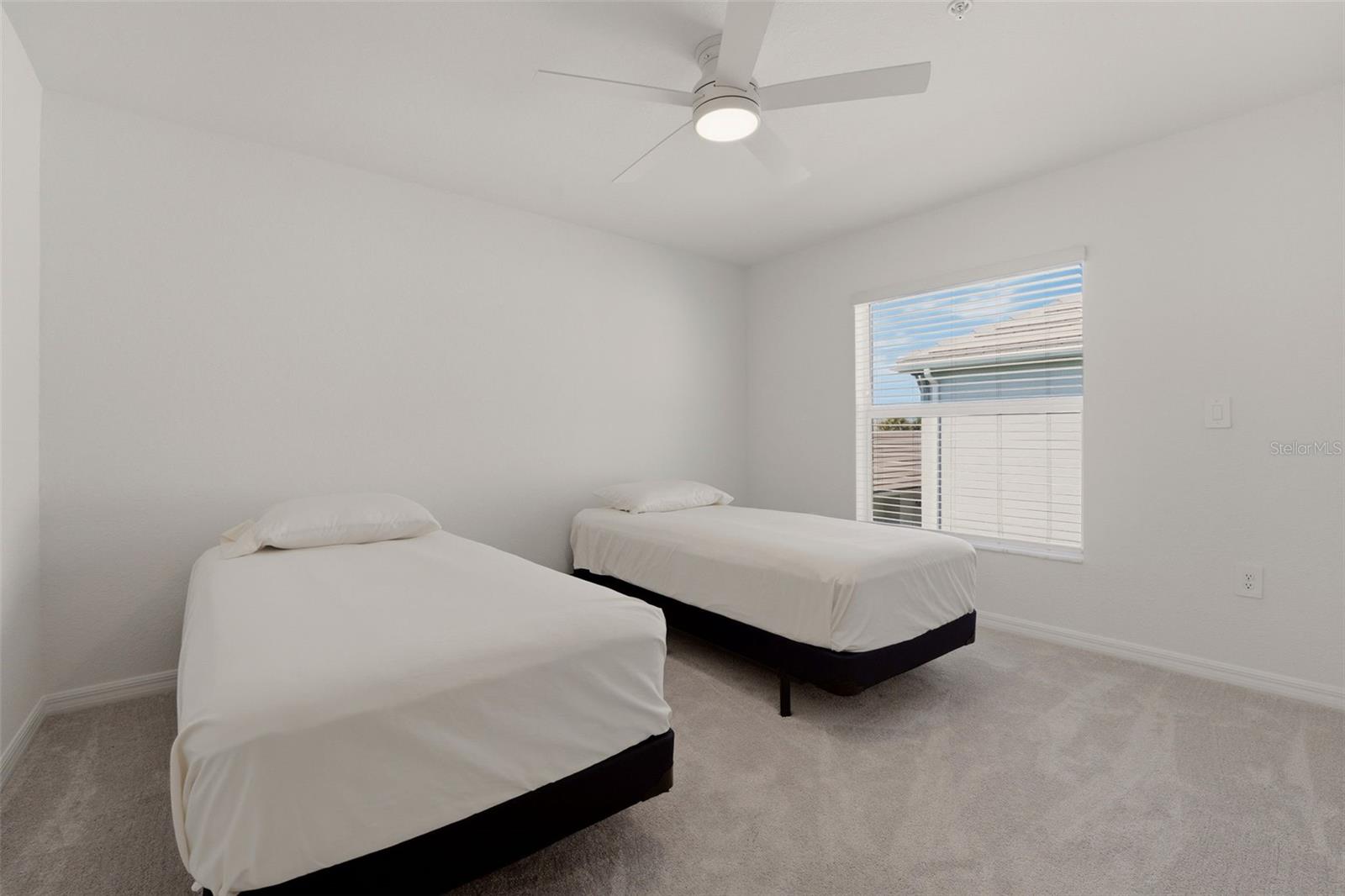 WELLEN PARK GOLF & COUNTRY CLUB - Residential