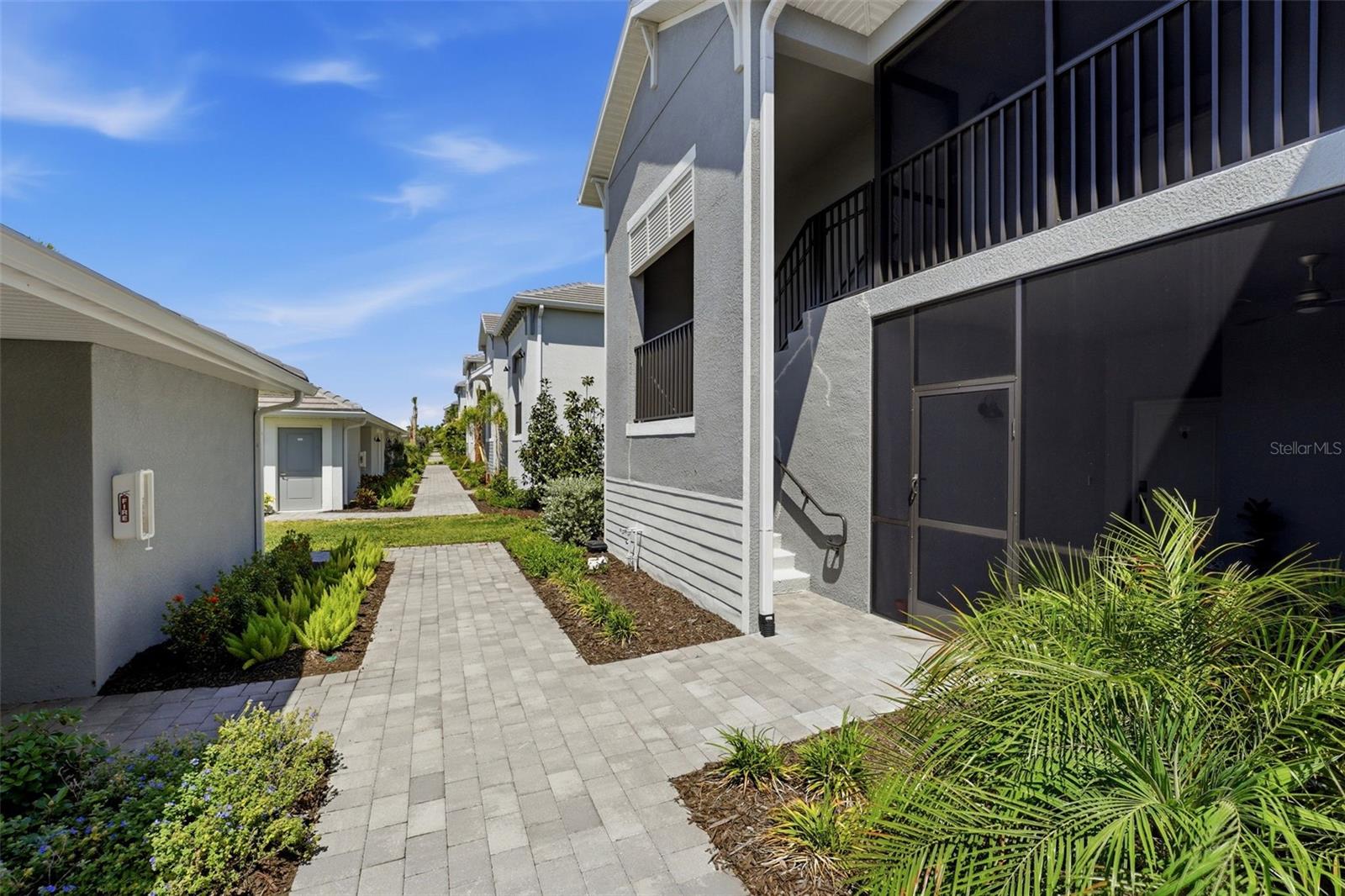 WELLEN PARK GOLF & COUNTRY CLUB - Residential