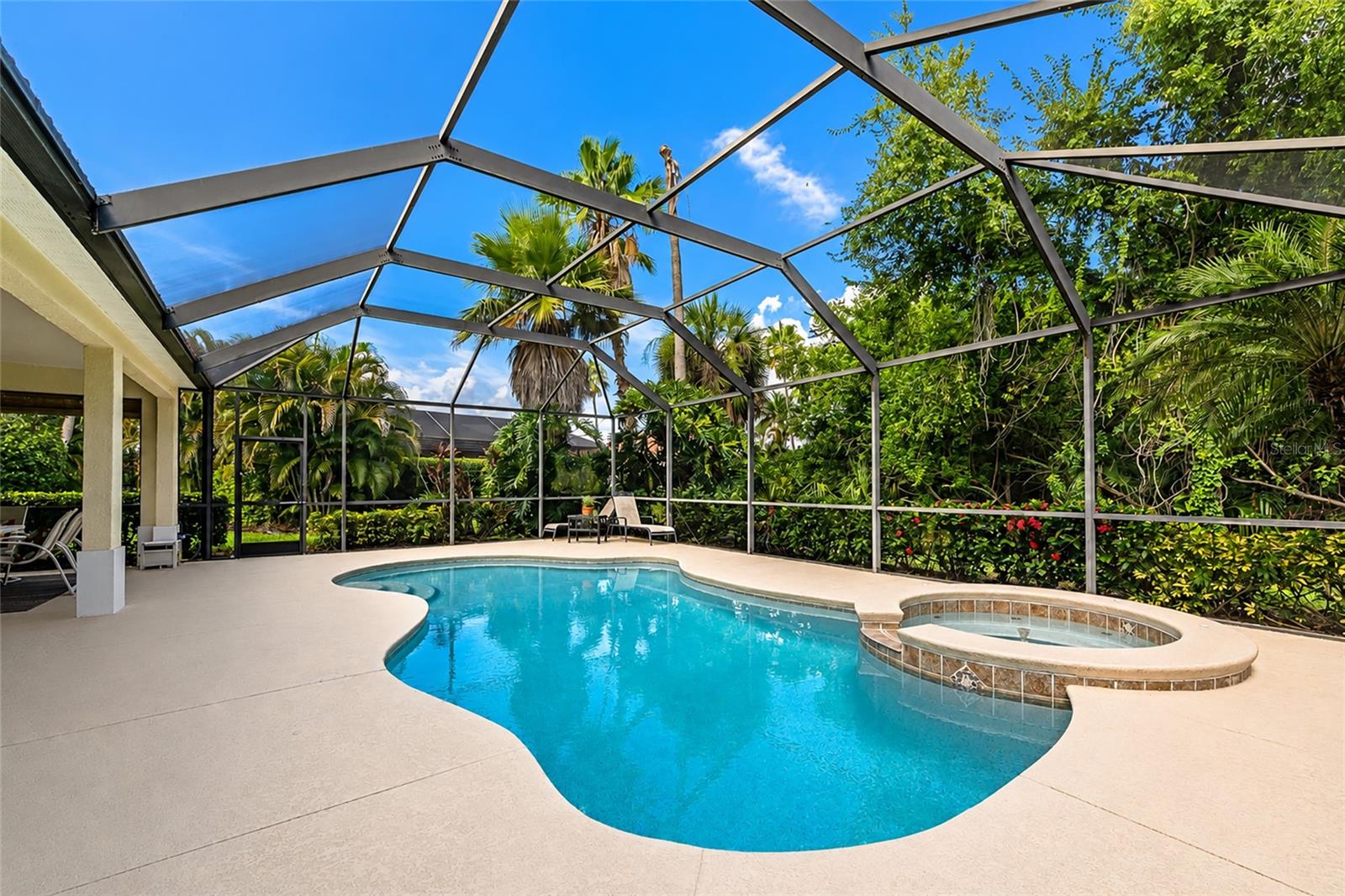 WATERLEFE GOLF & RIVER CLUB - Residential