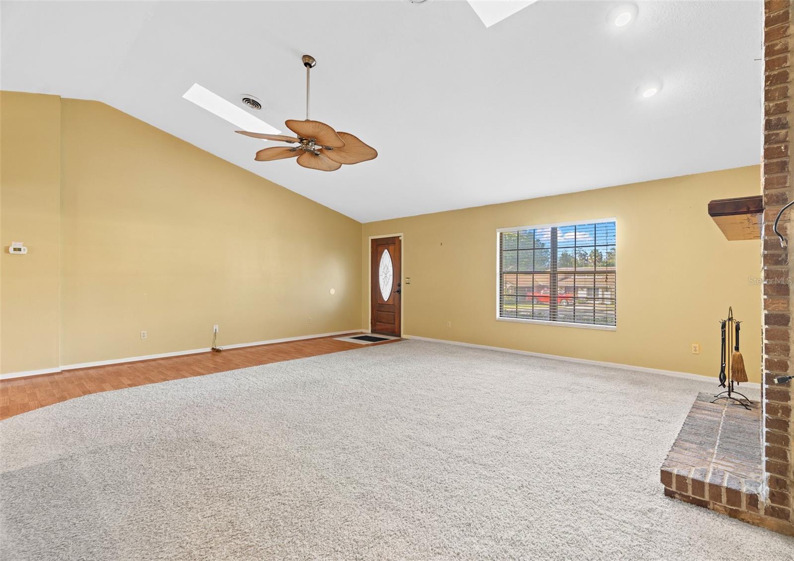 WINDSTREAM - Residential Lease