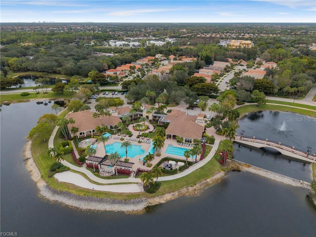SATURNIA LAKES 3 - Residential