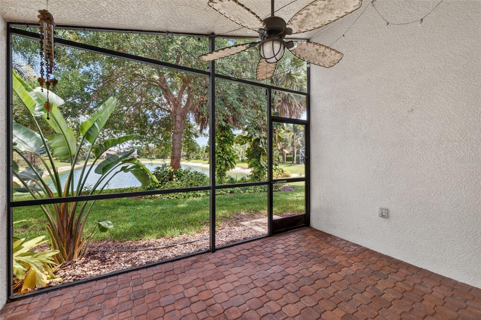SATURNIA LAKES 3 - Residential