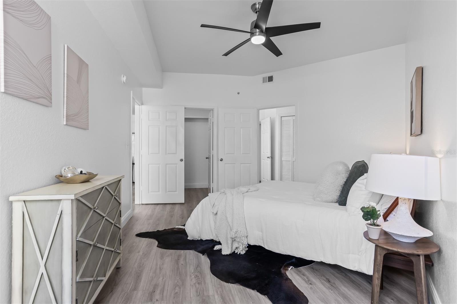 PARKCREST HARBOUR ISLAND CONDO - Residential