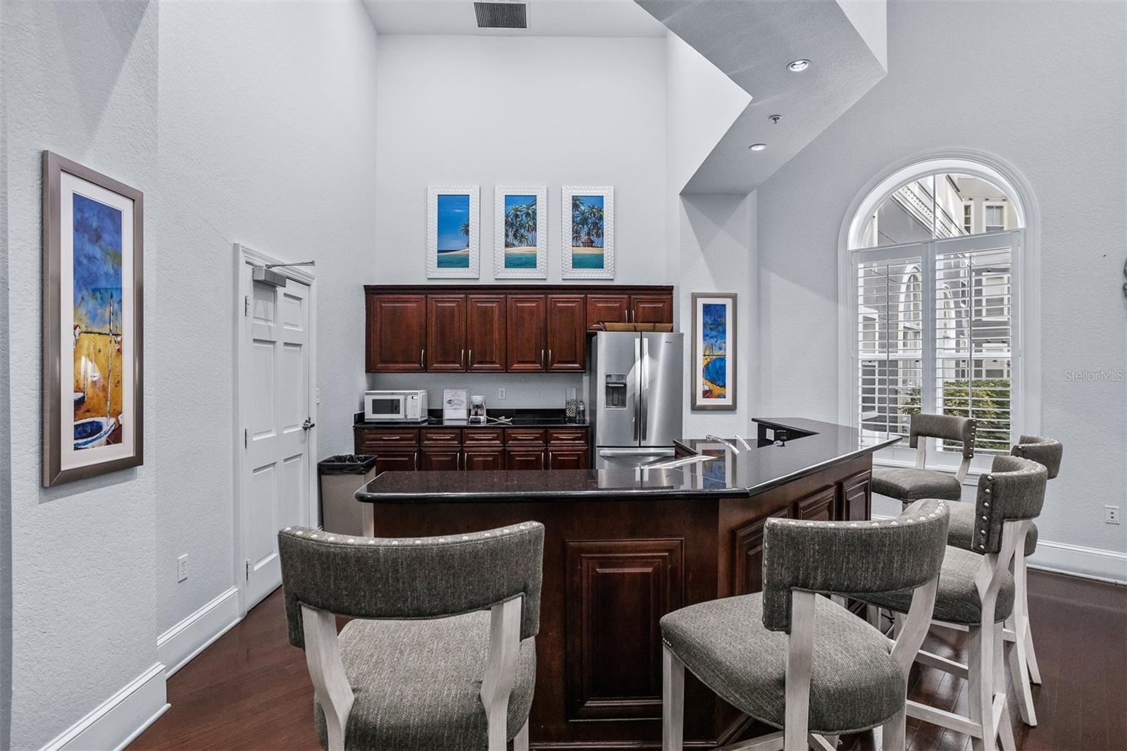 PARKCREST HARBOUR ISLAND CONDO - Residential