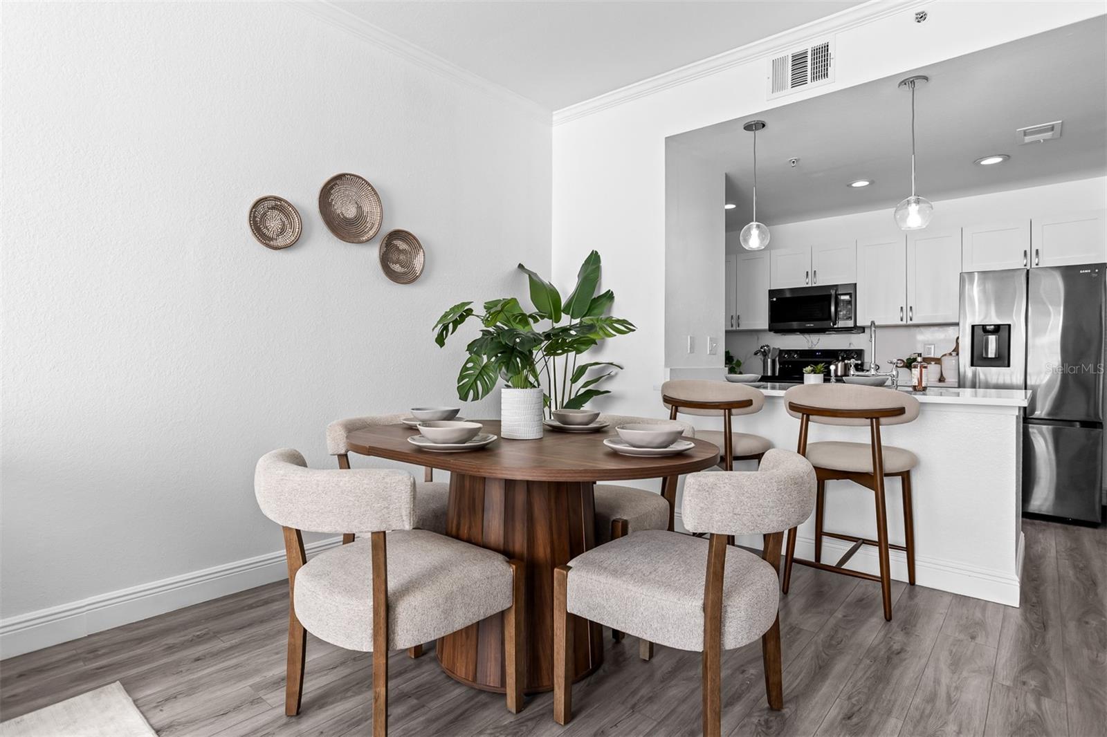 PARKCREST HARBOUR ISLAND CONDO - Residential