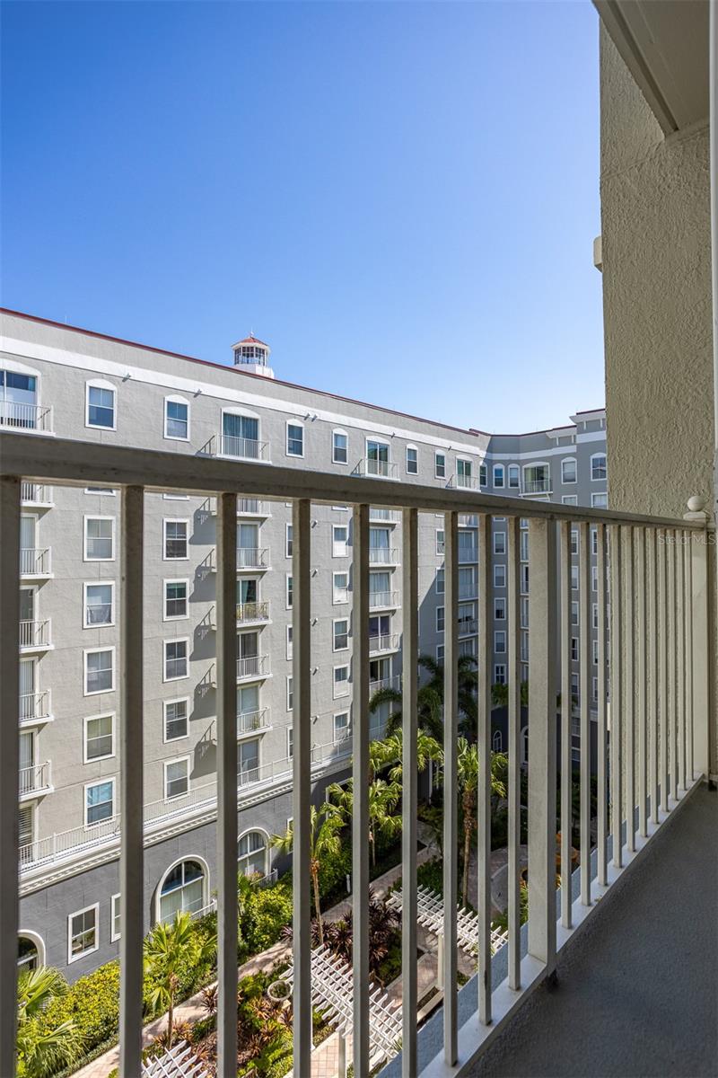 PARKCREST HARBOUR ISLAND CONDO - Residential