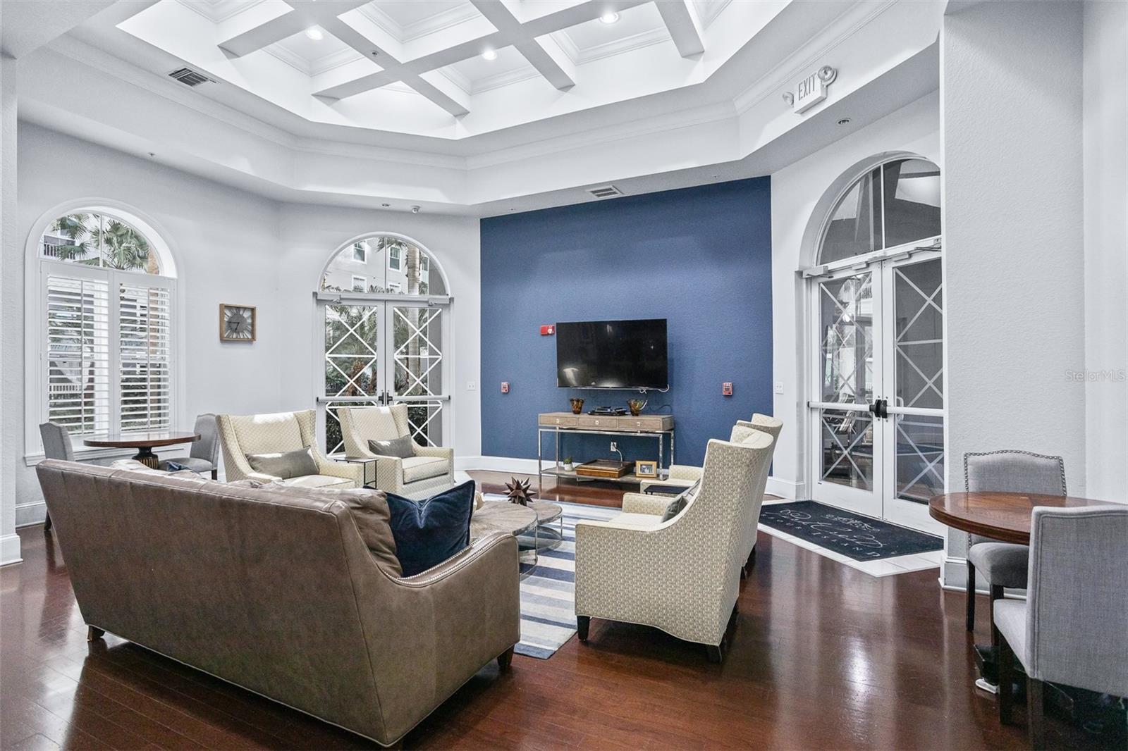 PARKCREST HARBOUR ISLAND CONDO - Residential