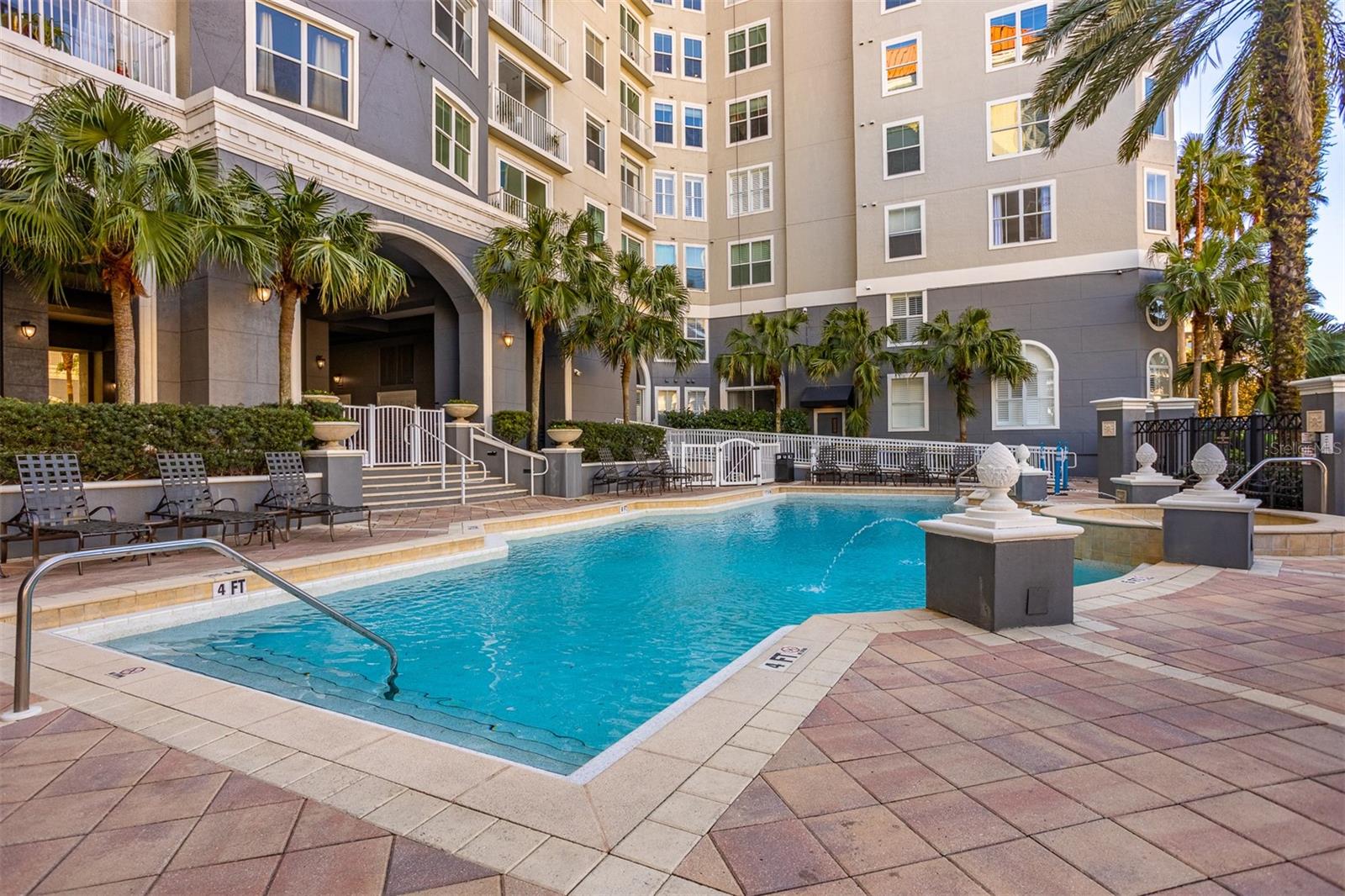 PARKCREST HARBOUR ISLAND CONDO - Residential