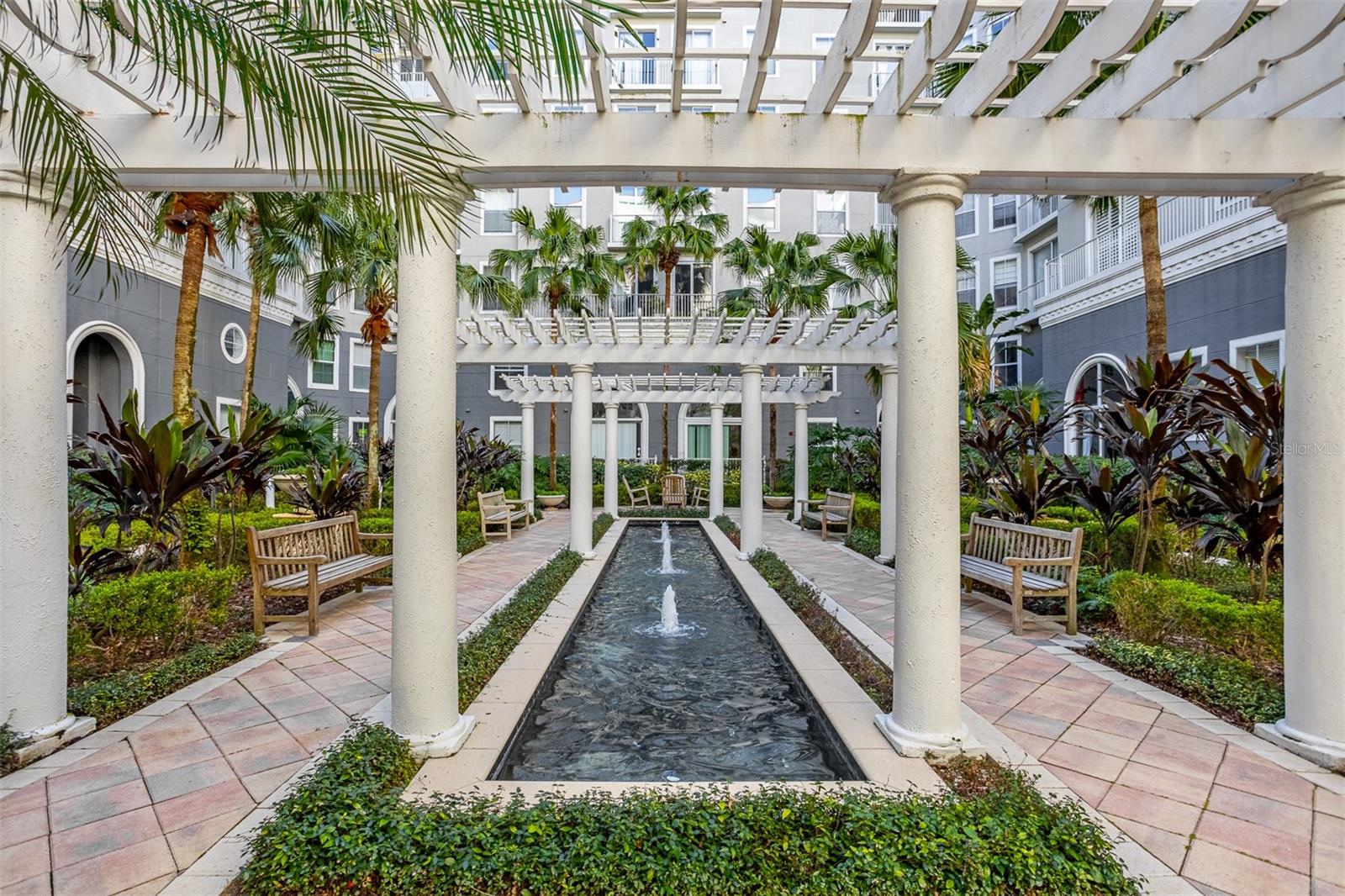 PARKCREST HARBOUR ISLAND CONDO - Residential