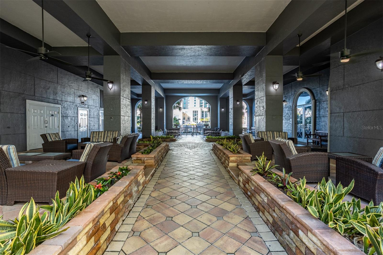 PARKCREST HARBOUR ISLAND CONDO - Residential