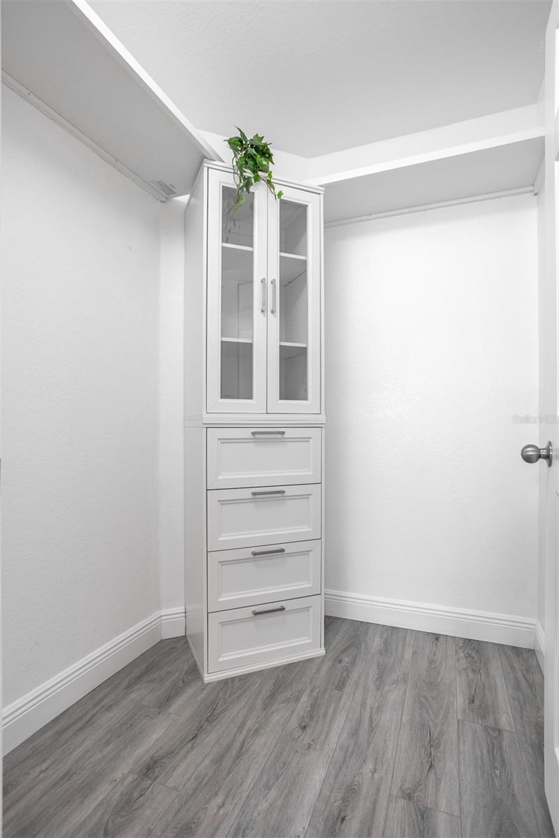 PARKCREST HARBOUR ISLAND CONDO - Residential