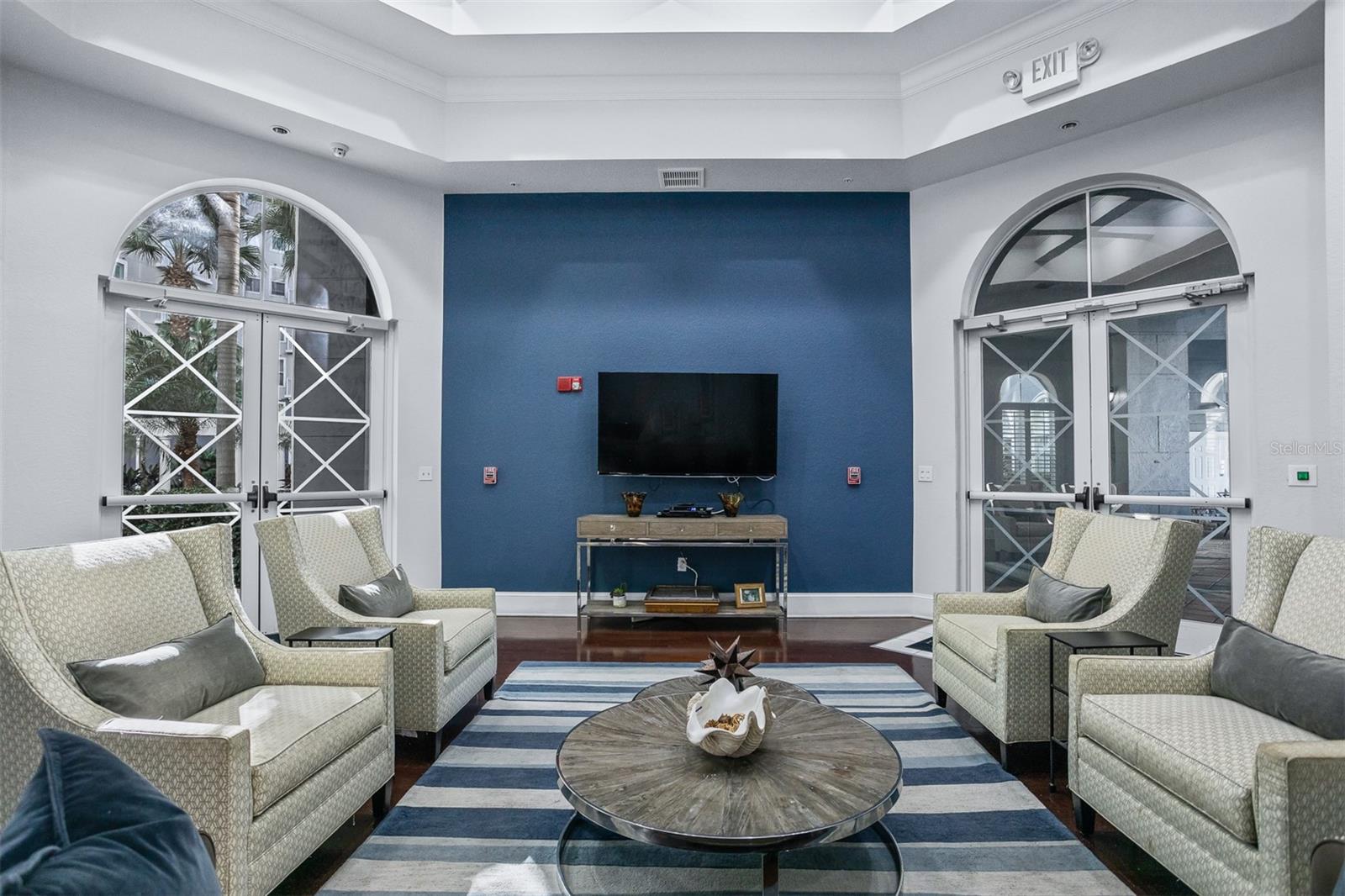 PARKCREST HARBOUR ISLAND CONDO - Residential