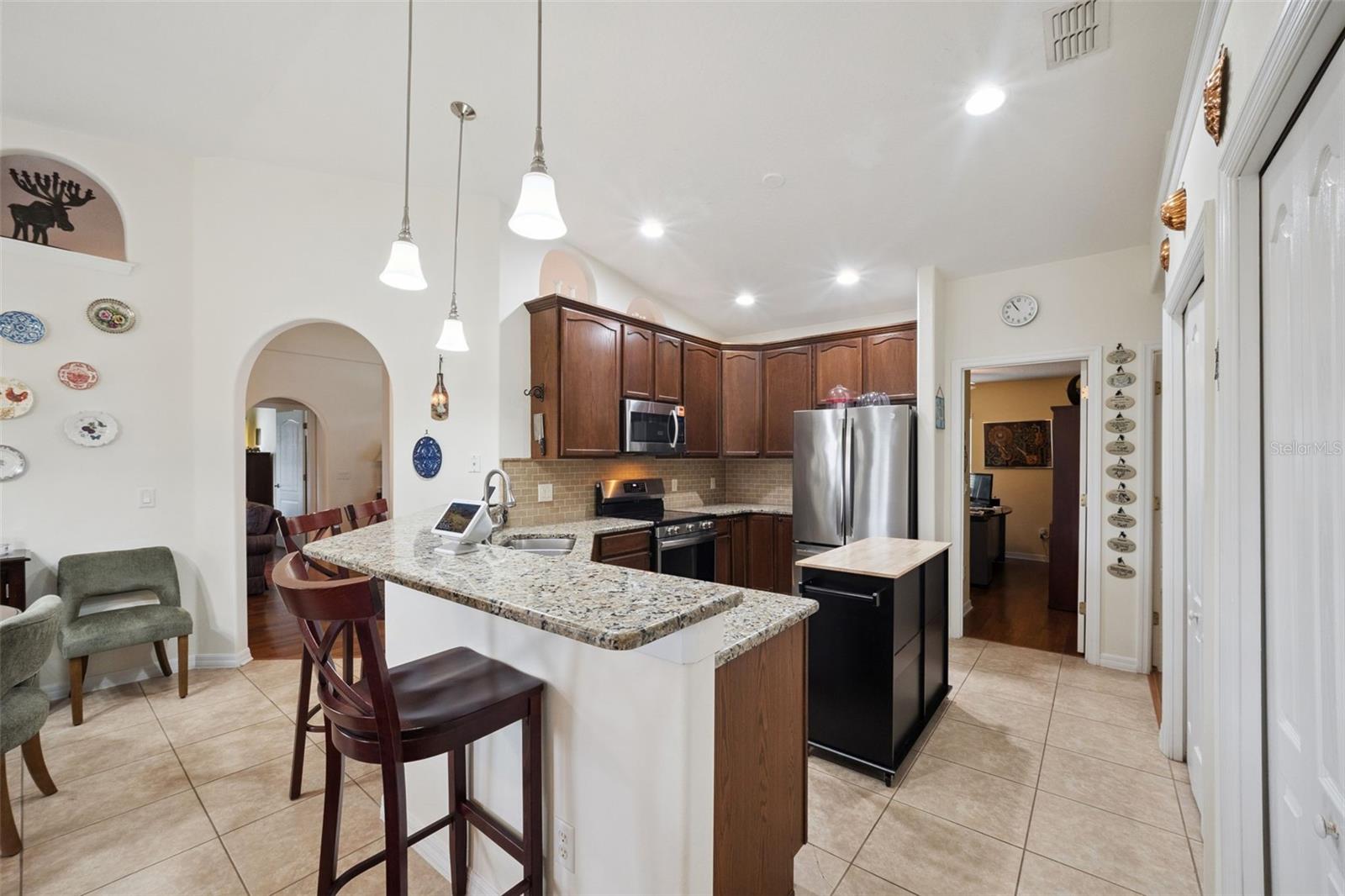 ADDISON PLACE SUB - Residential