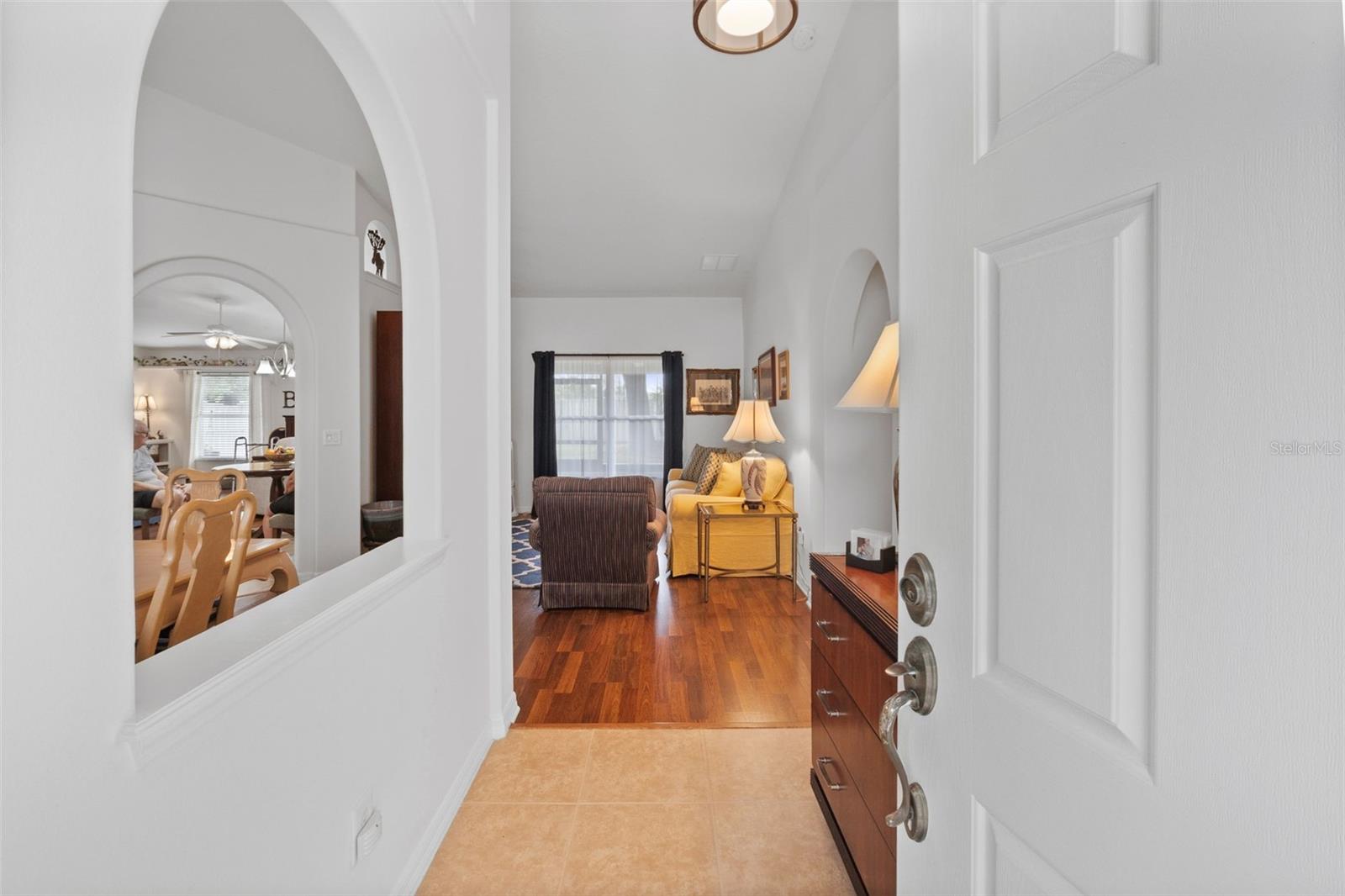 ADDISON PLACE SUB - Residential