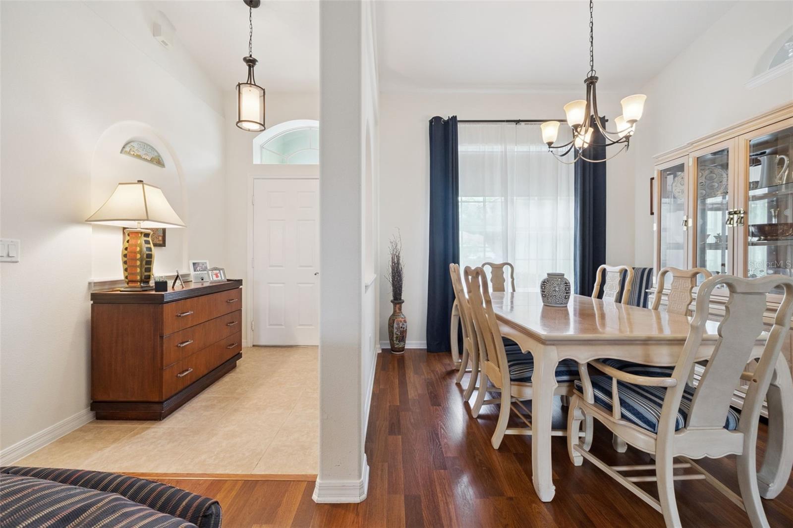 ADDISON PLACE SUB - Residential