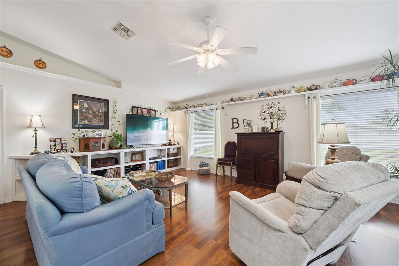 ADDISON PLACE SUB - Residential
