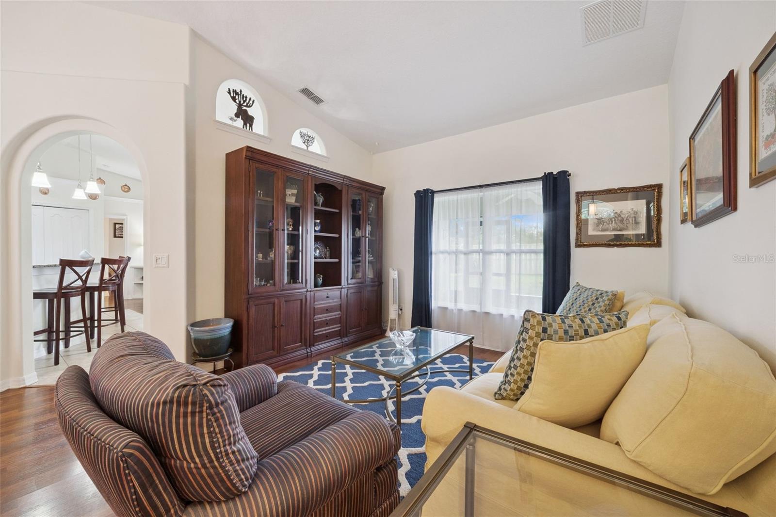 ADDISON PLACE SUB - Residential