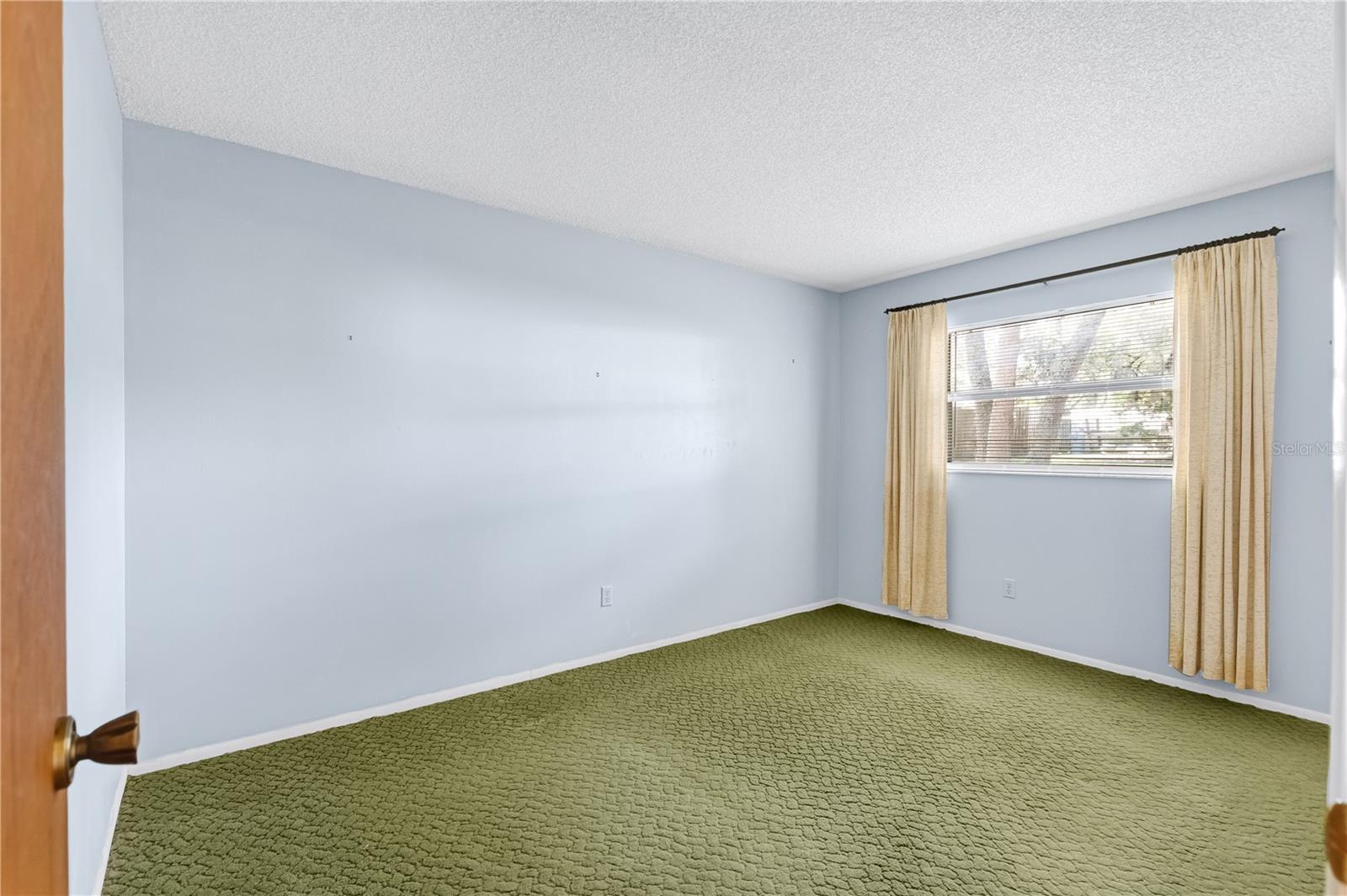 CRYSTAL LAKE WINTER HOMES - Residential