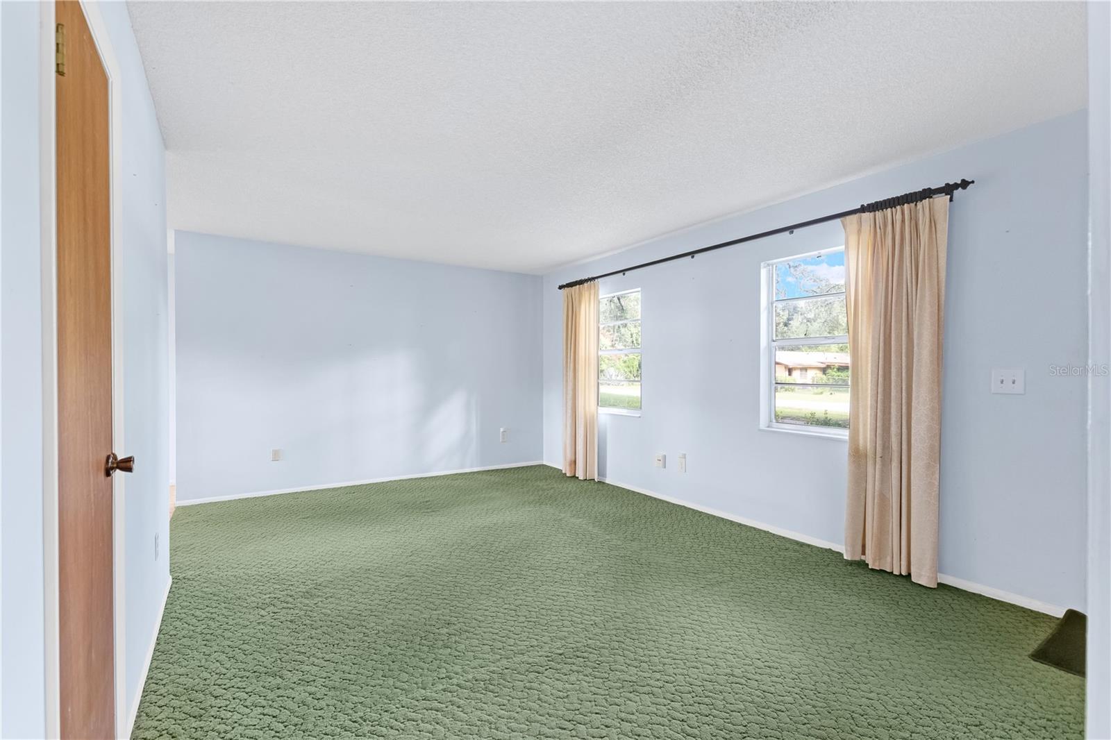 CRYSTAL LAKE WINTER HOMES - Residential