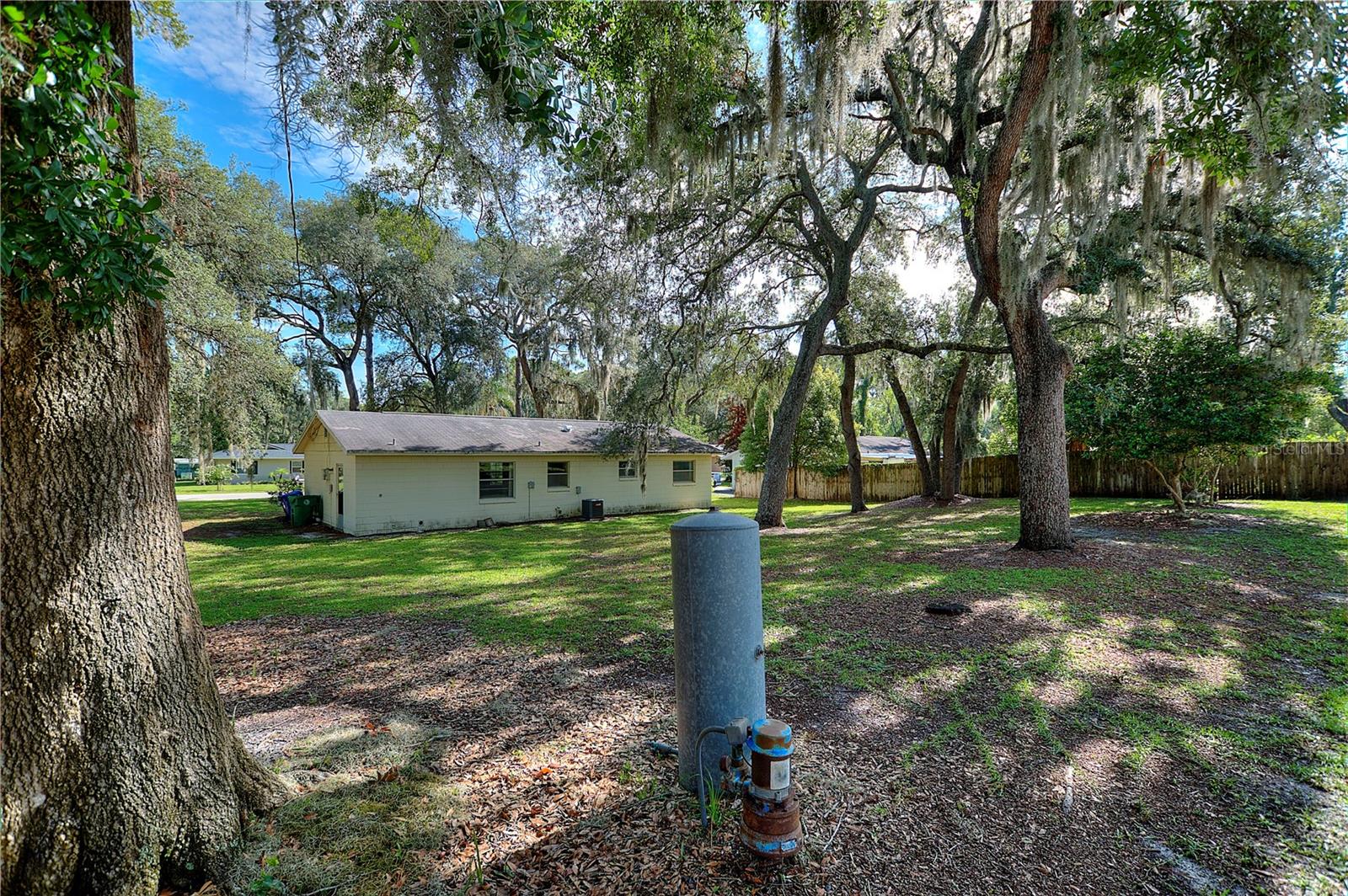 CRYSTAL LAKE WINTER HOMES - Residential