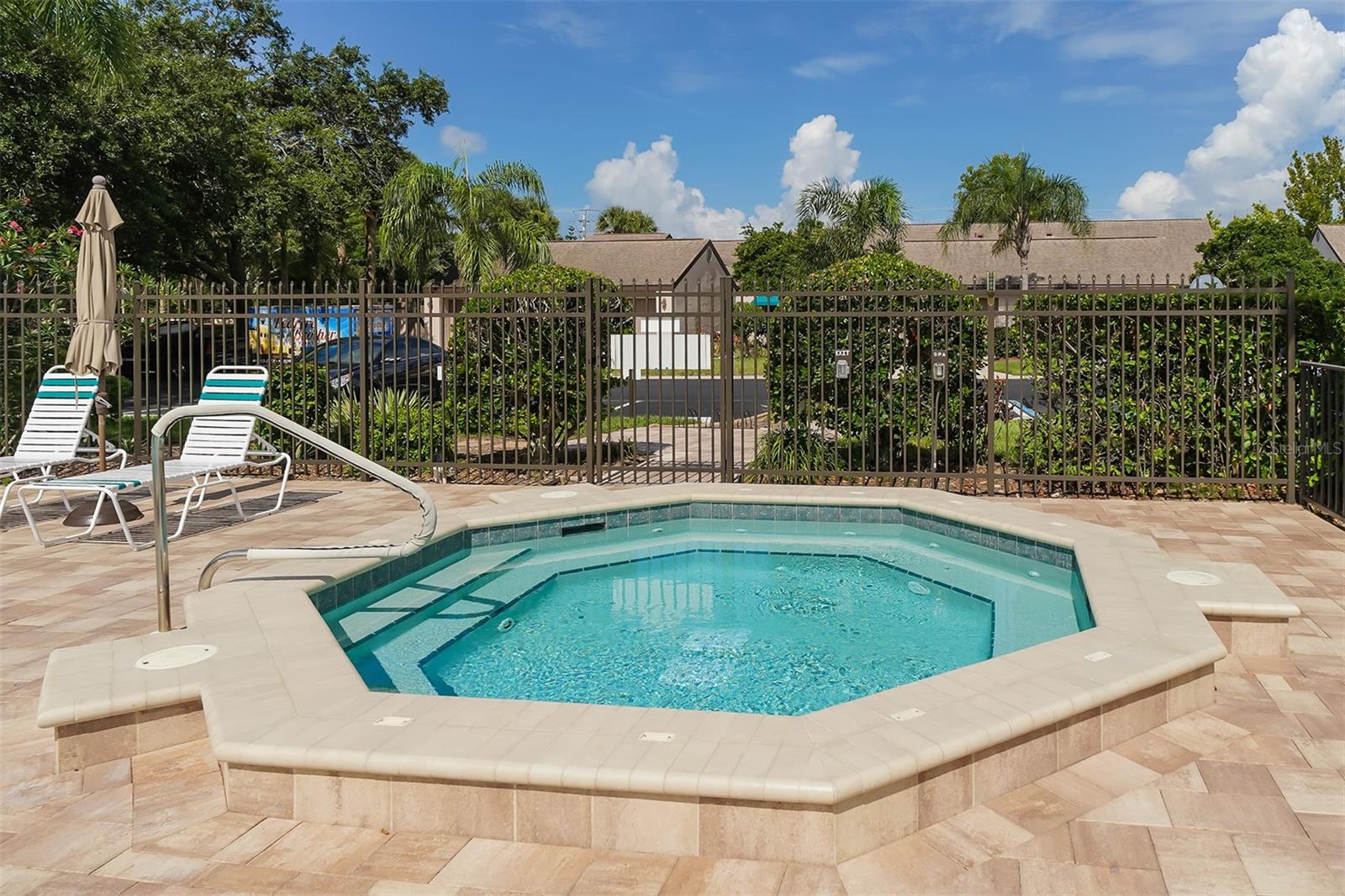 CLUBSIDE AT PALM-AIRE I & II - Residential