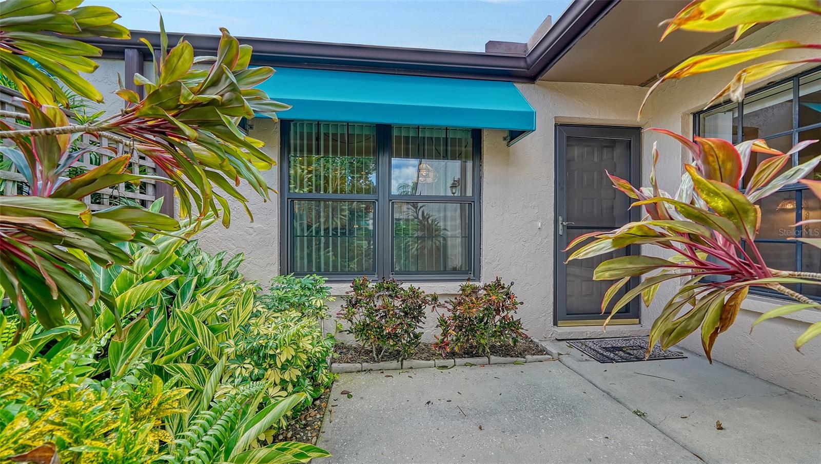 CLUBSIDE AT PALM-AIRE I & II - Residential