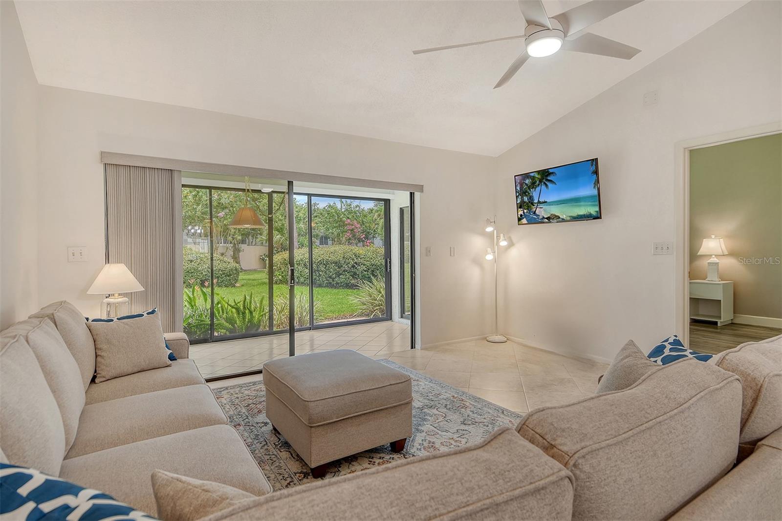CLUBSIDE AT PALM-AIRE I & II - Residential