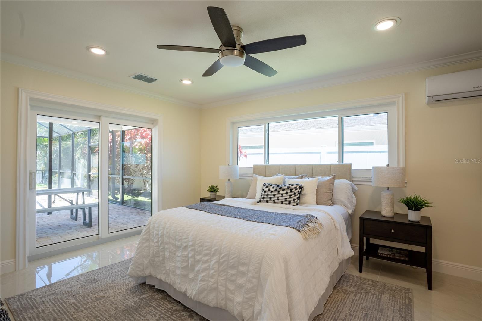 LAKE VENICE SHORES - Residential