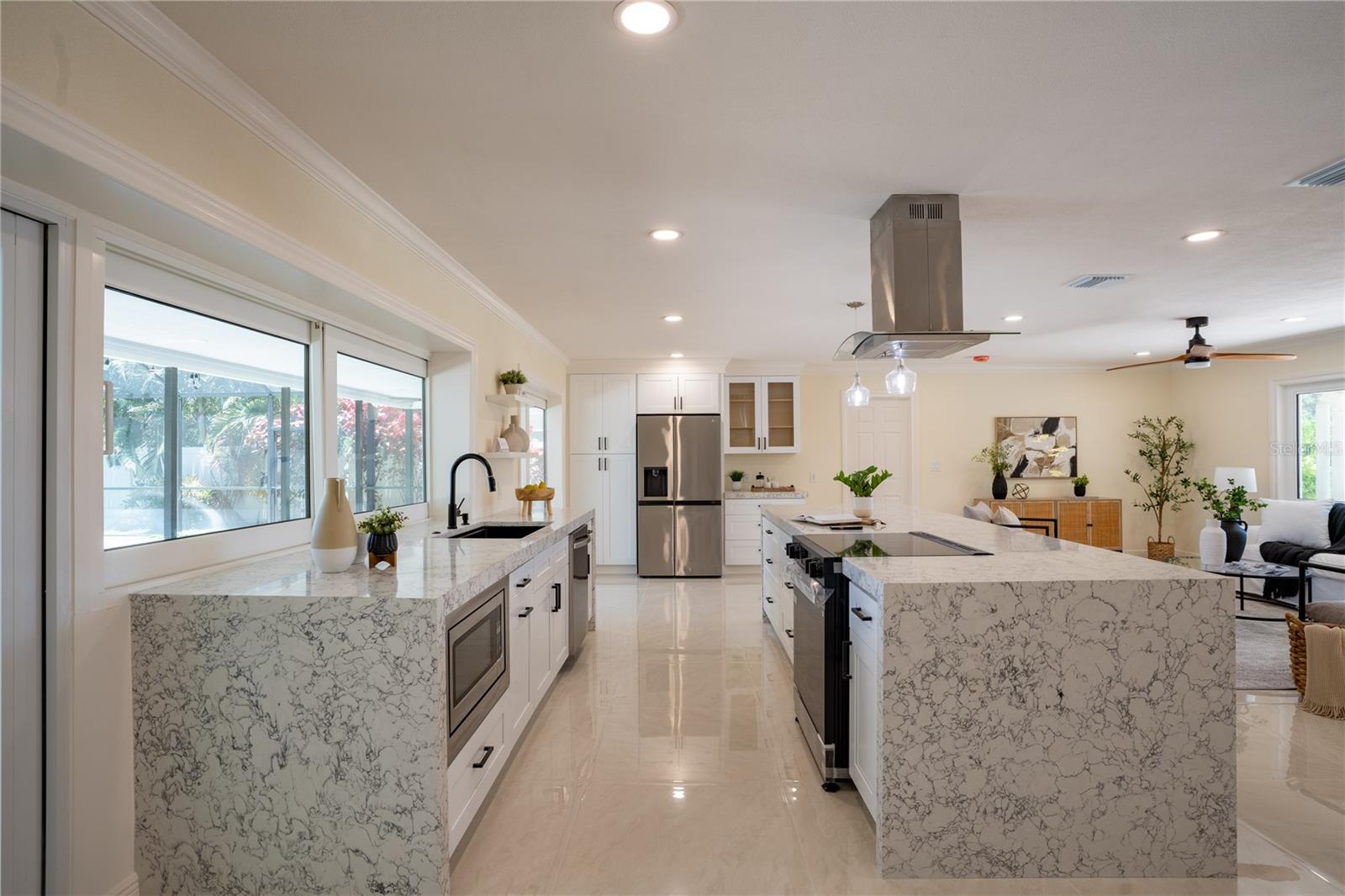 LAKE VENICE SHORES - Residential