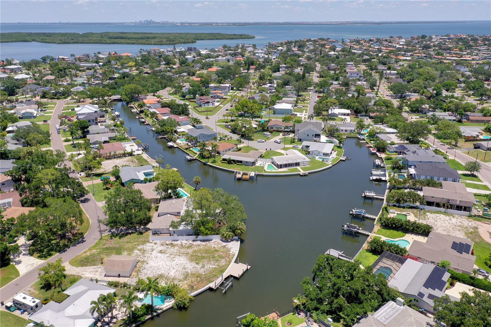 LAKE VENICE SHORES - Residential