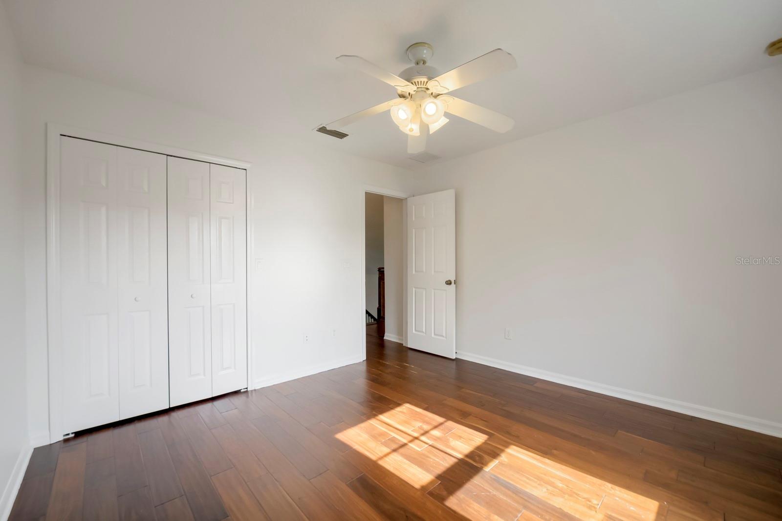 SIGNATURE LKS-PCL 01B - Residential